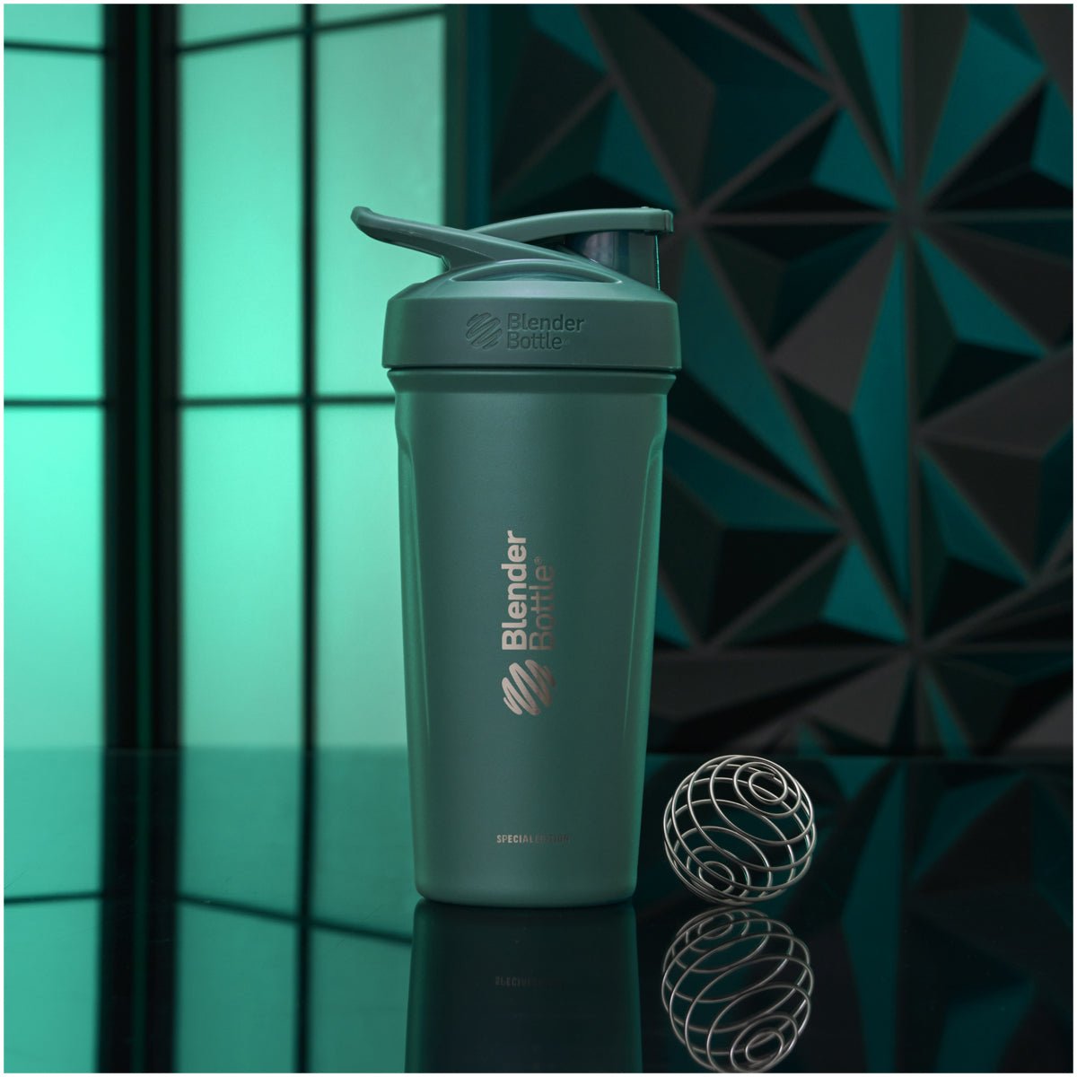 Blender Bottle 24 oz. Strada Insulated Stainless Steel Shaker Bottle w/ Loop Top - Forza Sports