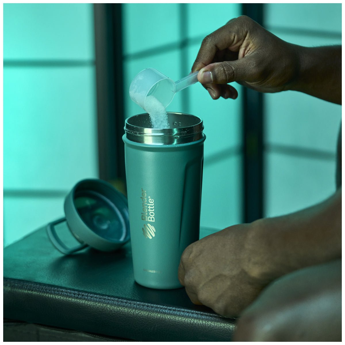 Blender Bottle 24 oz. Strada Insulated Stainless Steel Shaker Bottle w/ Loop Top - Forza Sports