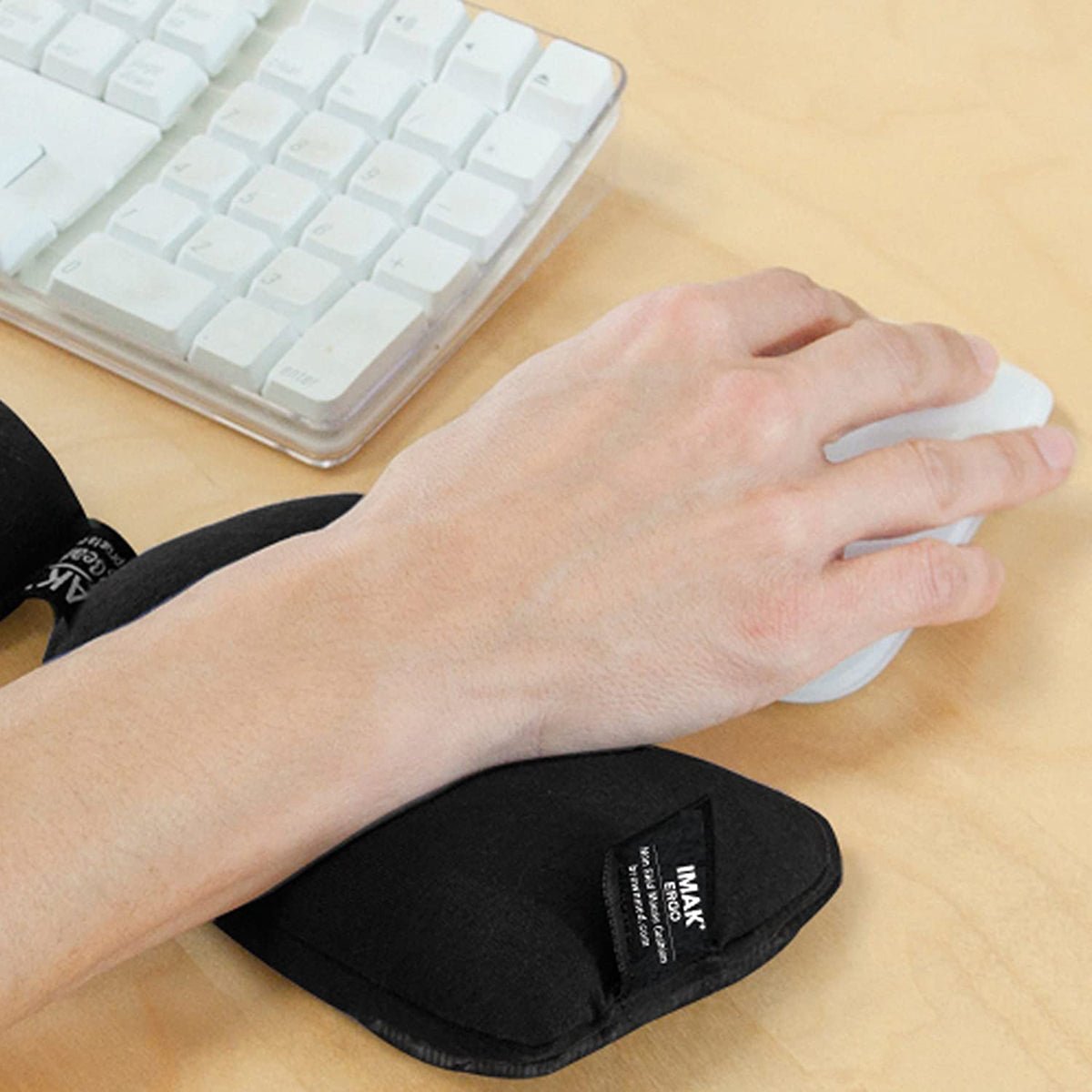 Brownmed IMAK Ergo Non - Skid Wrist Cushion for Mouse - Black - Forza Sports