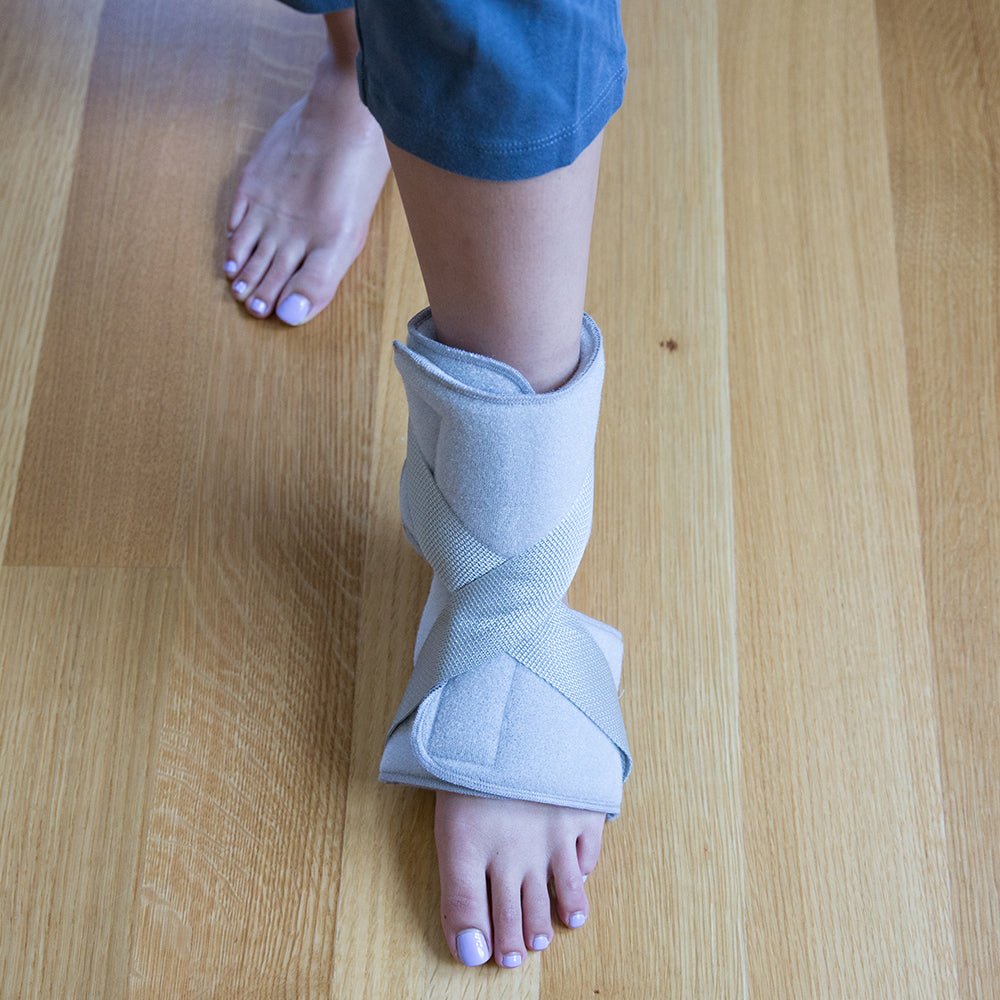 Nice Stretch X Lite Night Splint for Plantar Fasciitis & Achilles Tendon Relief - Forza Sports