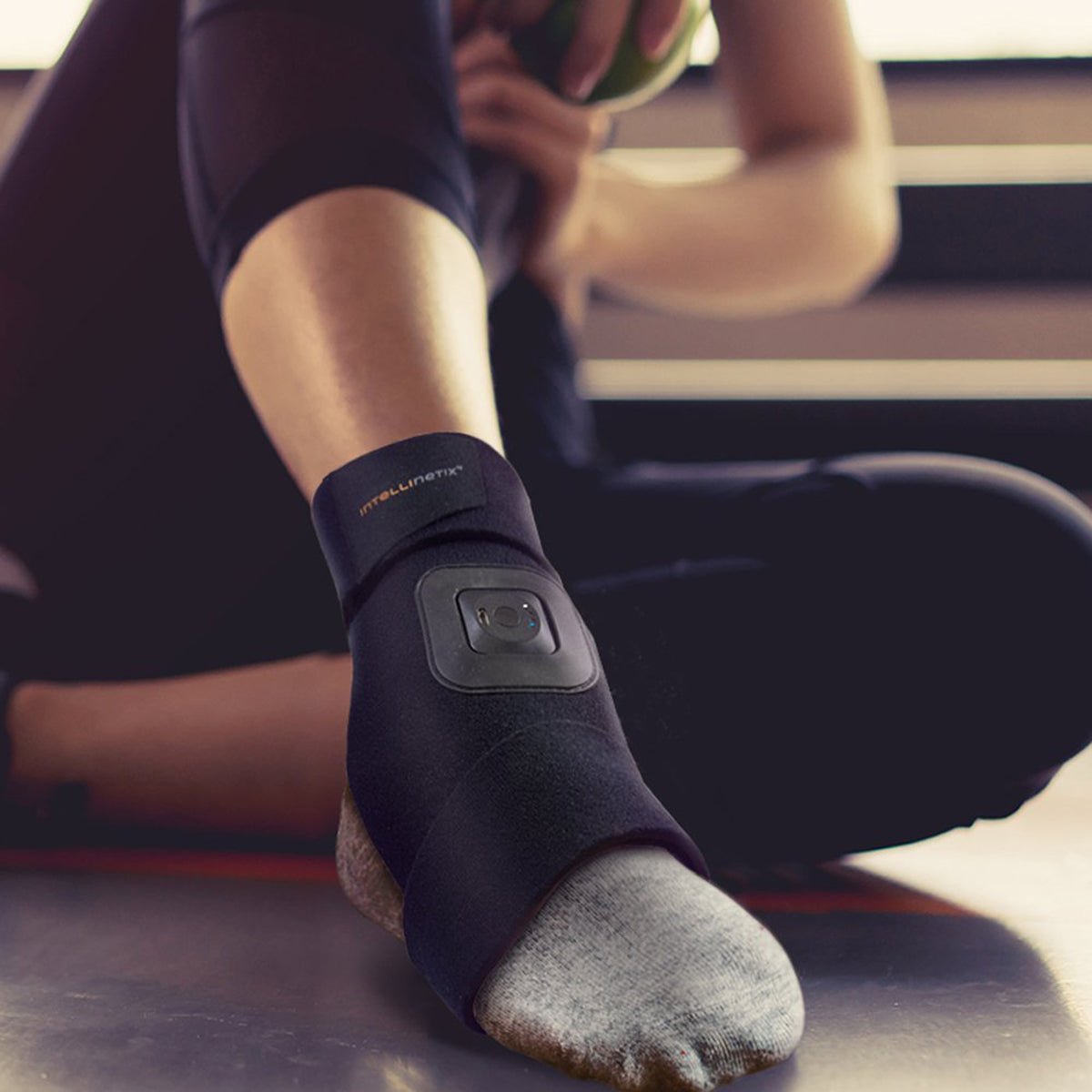 Intellinetix Vibrating Foot & Ankle Therapy Wrap, Universal, Improve Circulation - Forza Sports