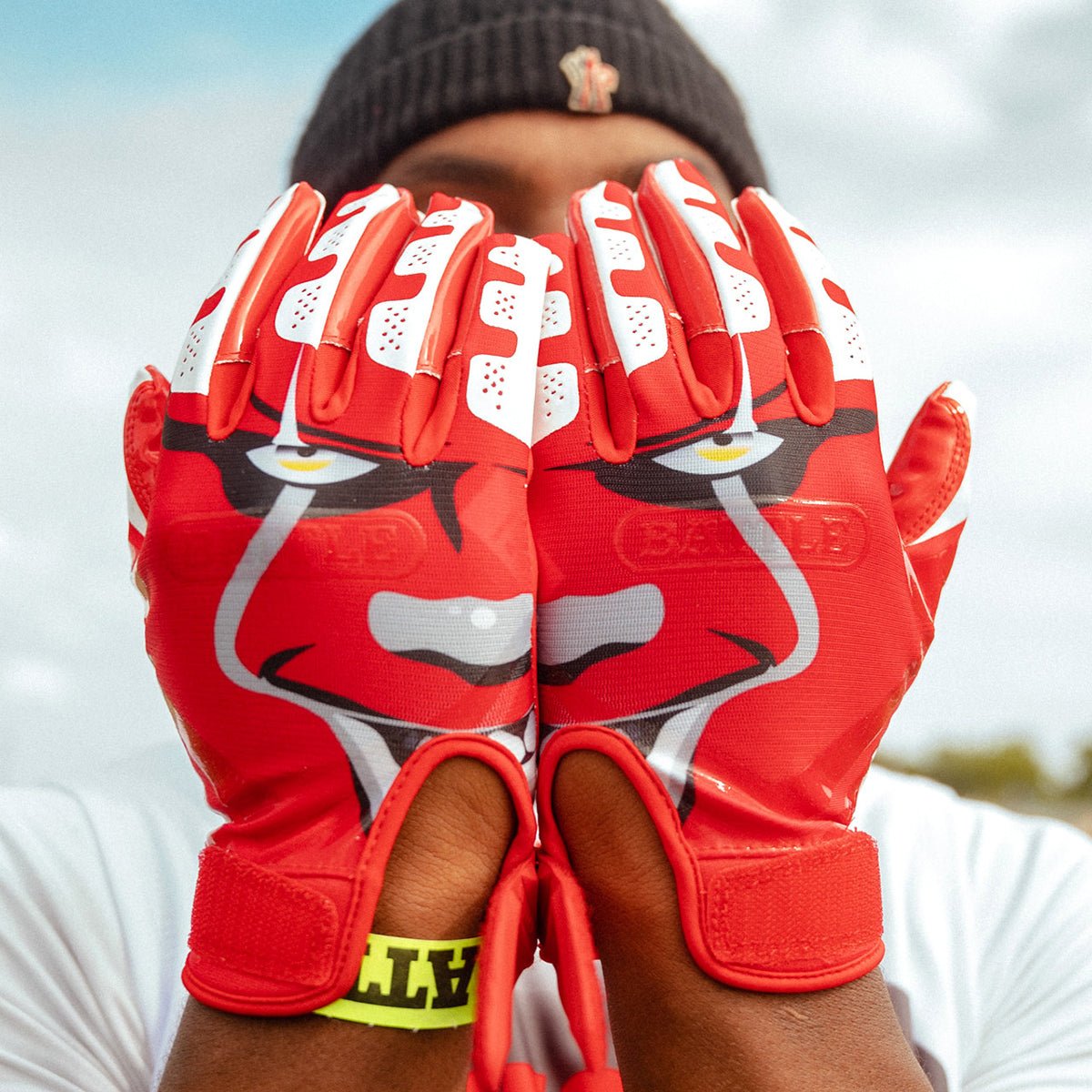Battle Sports Clown23 Cloaked Adult Football Receiver Gloves - Red