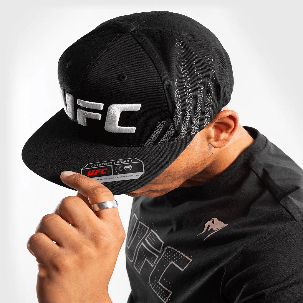 Venum UFC Authentic Fight Night Walkout Snapback Hat - Forza Sports
