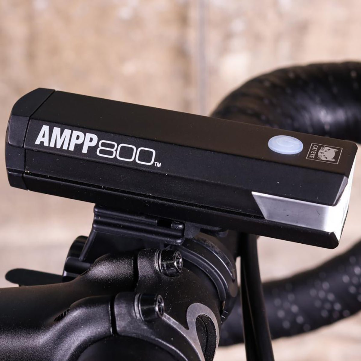 CatEye AMPP800 Rechargeable Bicycle Headlight with Helmet Mount - Forza Sports