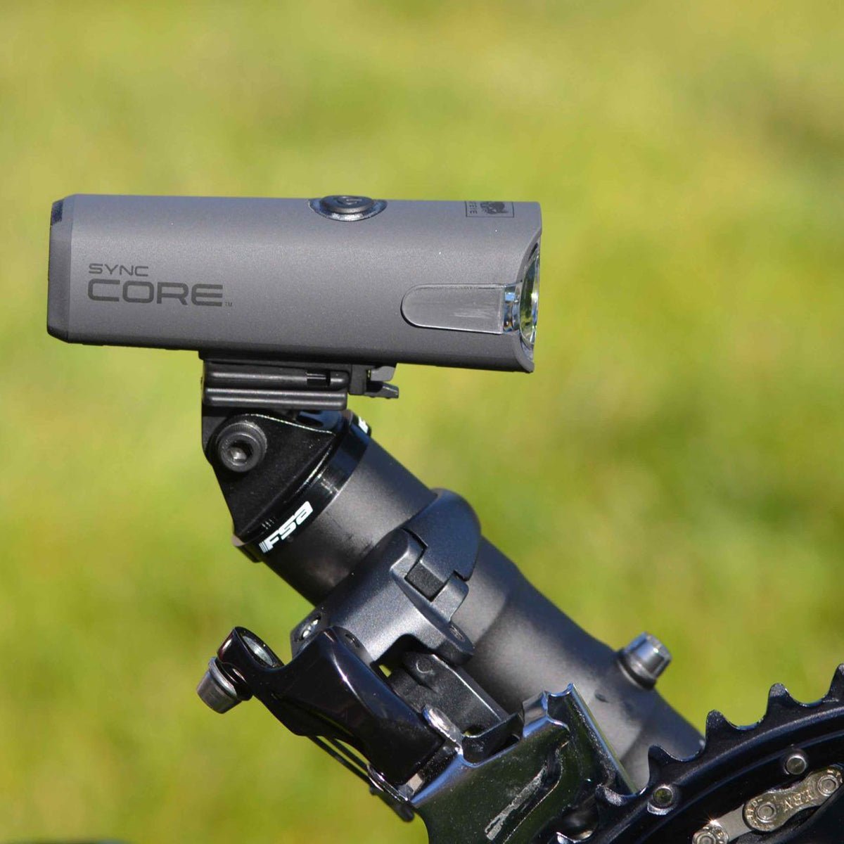 CatEye Sync Core Bicycle Light - HL - NW100RC - Forza Sports