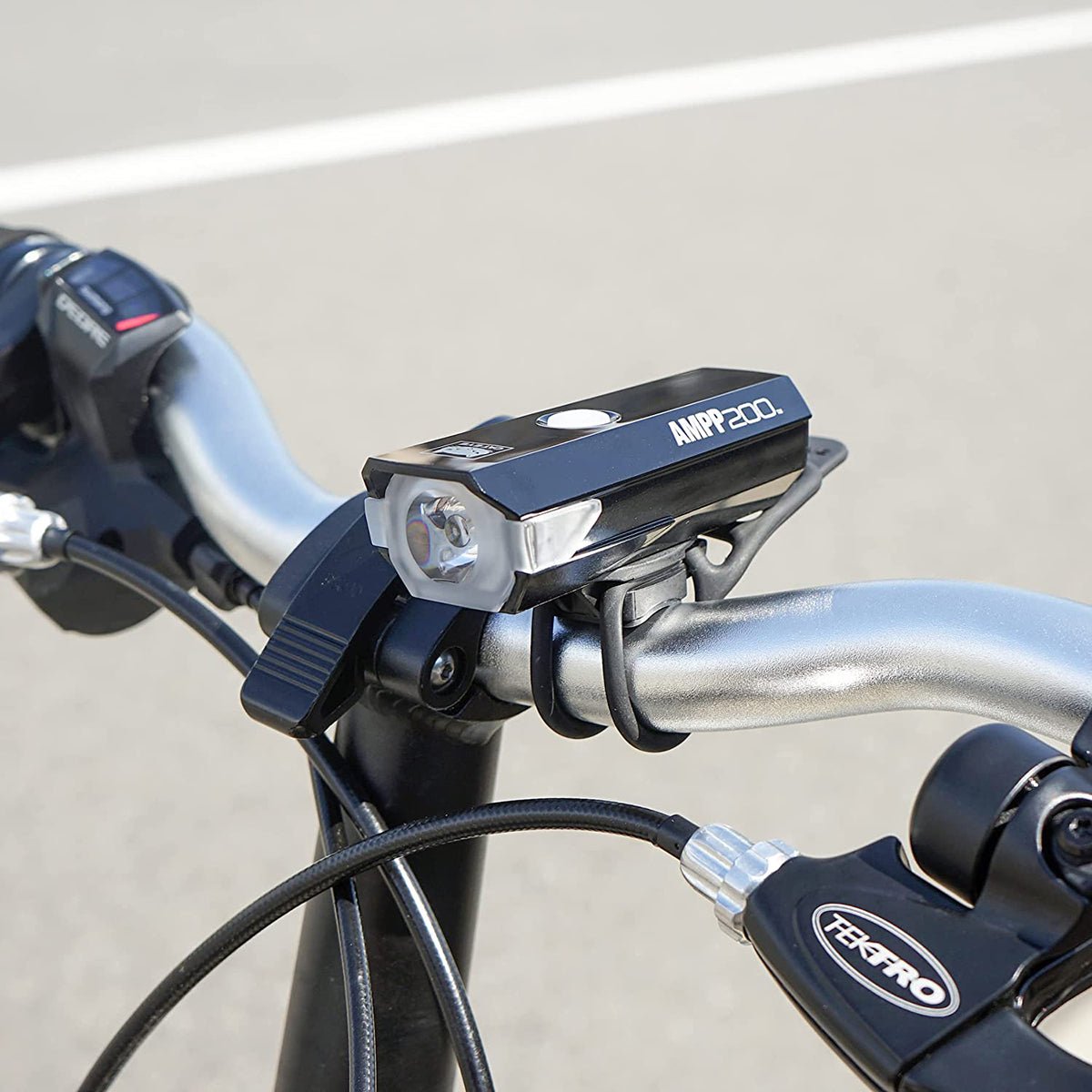 CatEye Headlight and Rear Light Combo Kit - AMPP200/ViZ100 - Forza Sports