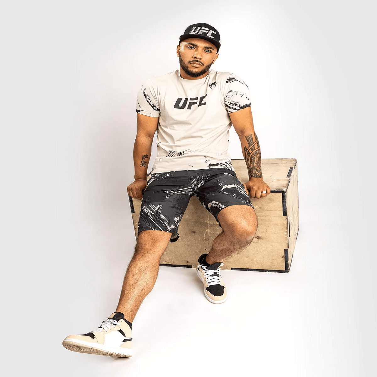 Venum UFC Authentic Fight Week 2.0 T-Shirt - Sand - Forza Sports