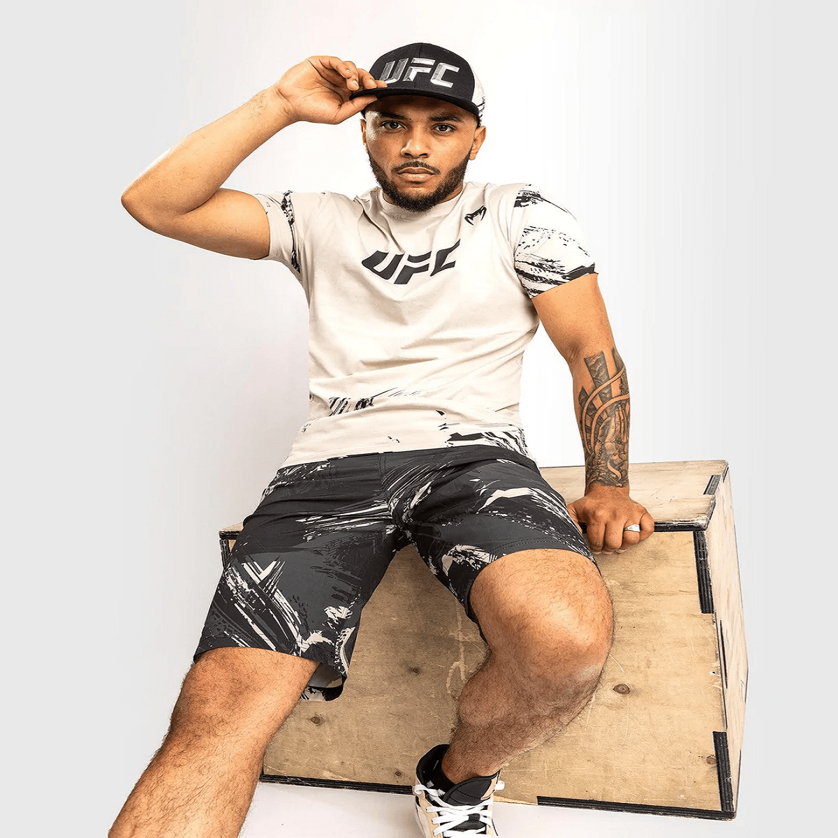 Venum UFC Authentic Fight Week 2.0 T-Shirt - Sand - Forza Sports