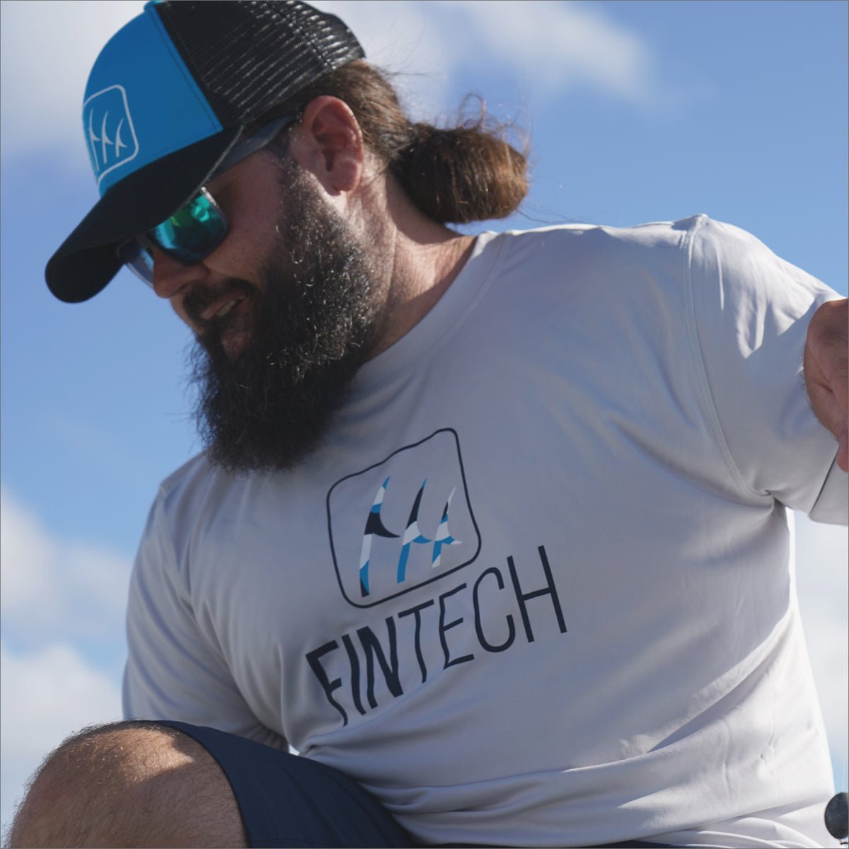 Fintech WDLND Logo Sun Defender UV Long Sleeve T-Shirt - Glacier Gray - Forza Sports