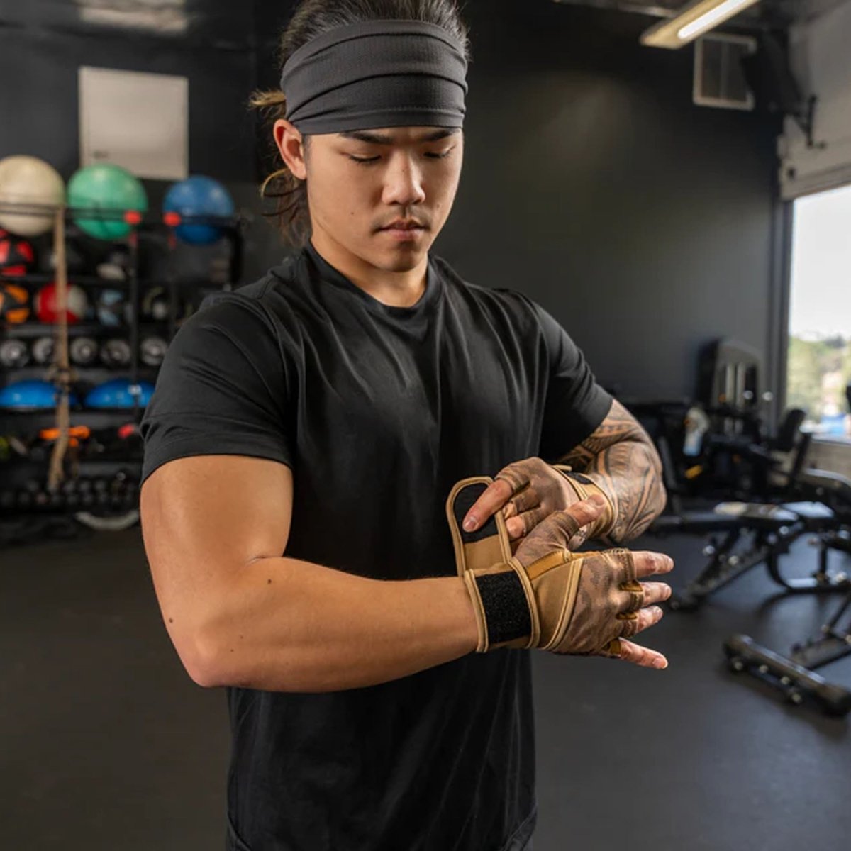 Harbinger Men's Pro Wrist Wrap Gloves 3.0 - Tan Camo - Forza Sports