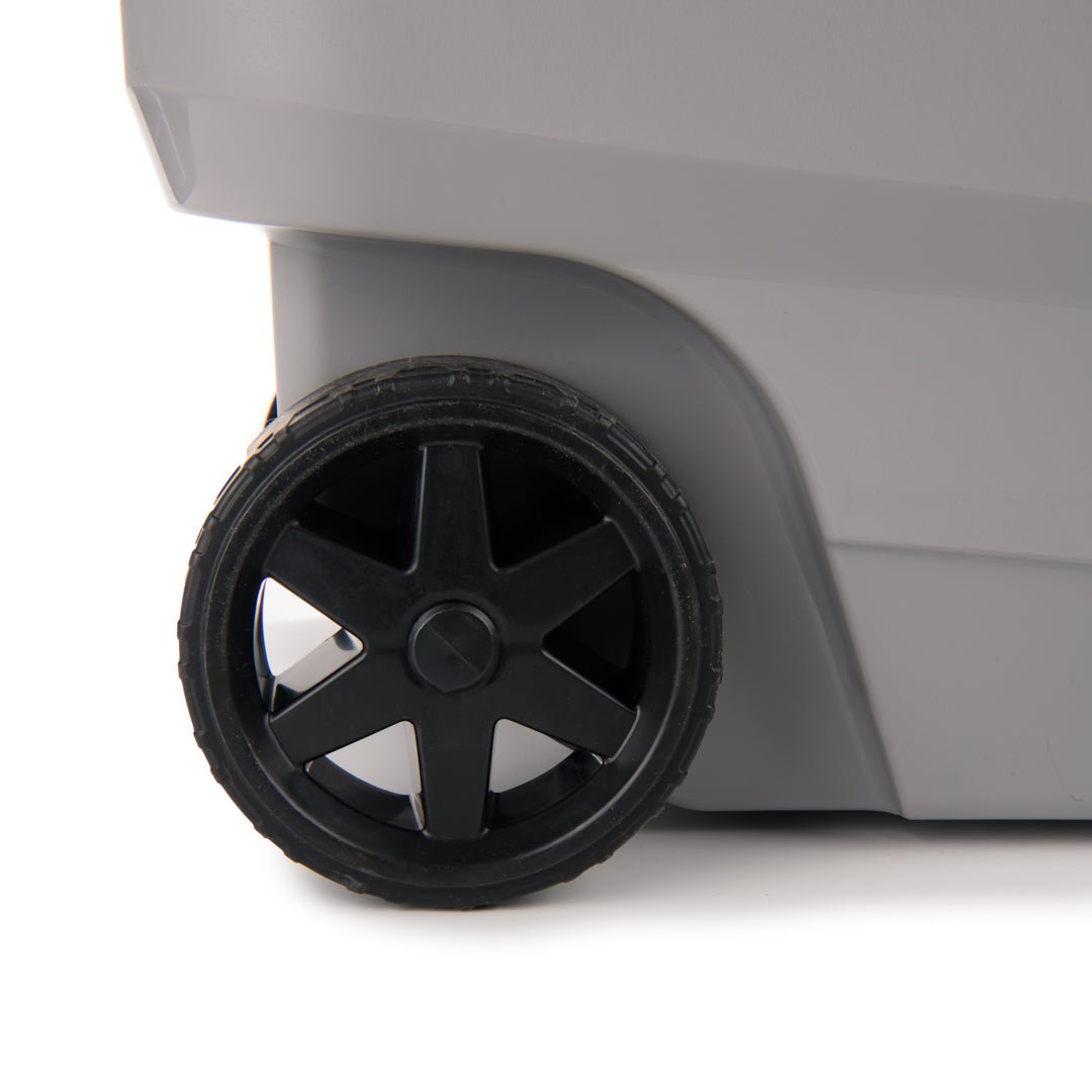 IGLOO Wheelie Cool 38 Qt Cooler - Forza Sports