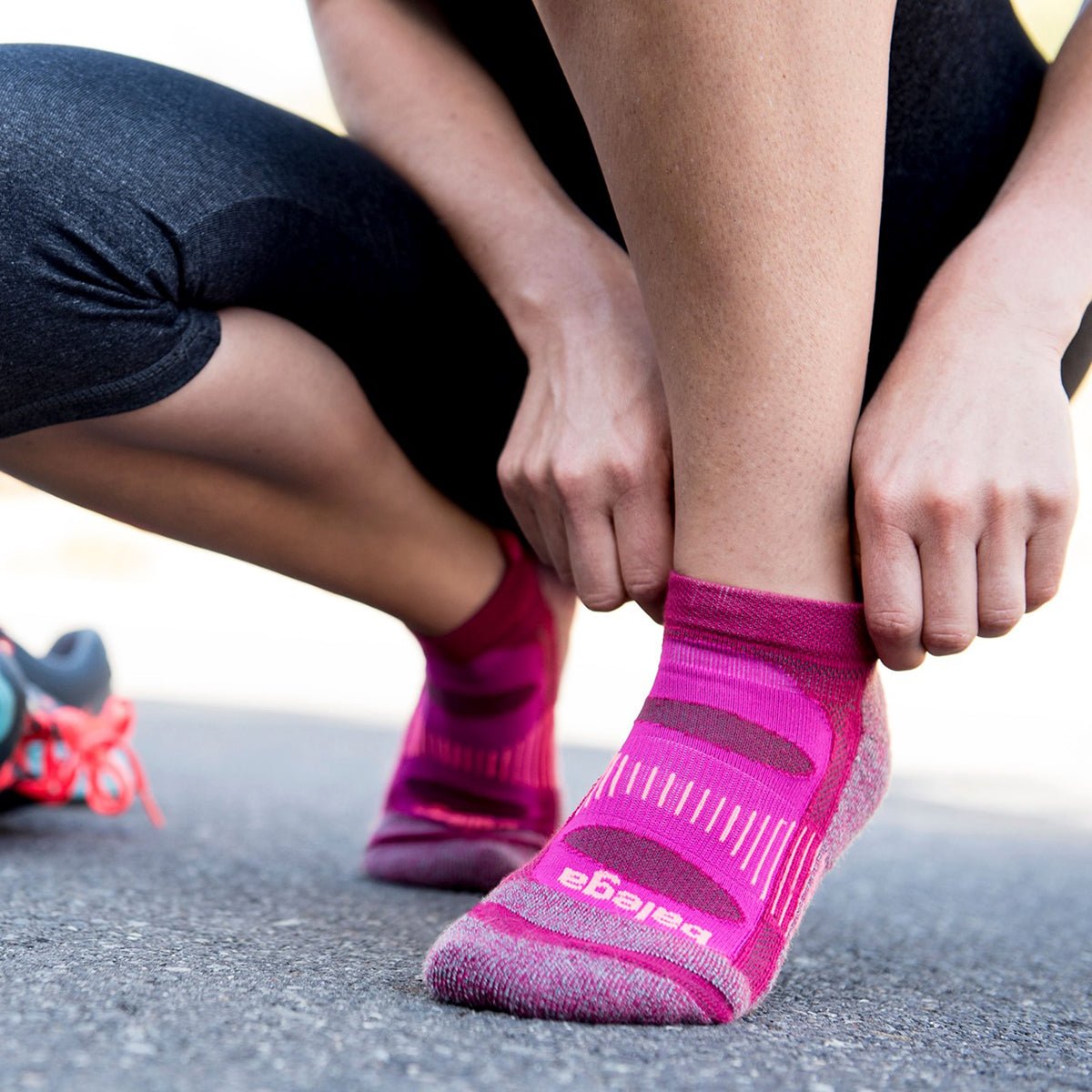Balega Hidden Comfort No Show Running Socks - Neon Blue - Forza Sports