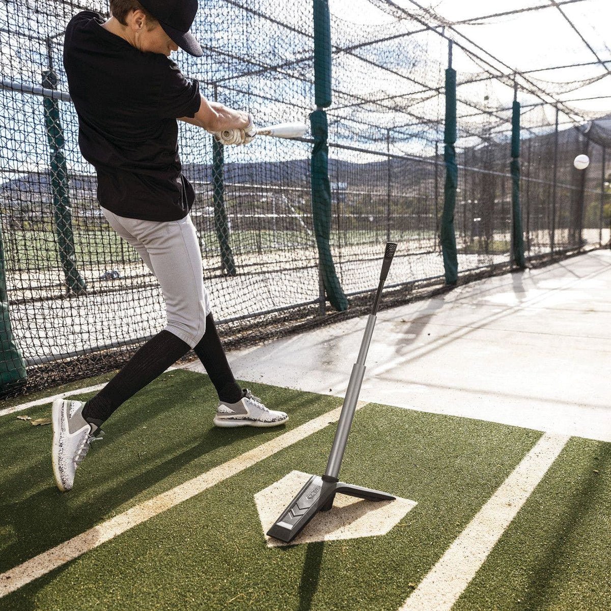 SKLZ Launch Tee Elite Baseball Training Aid - Black/Gunmetal - Forza Sports