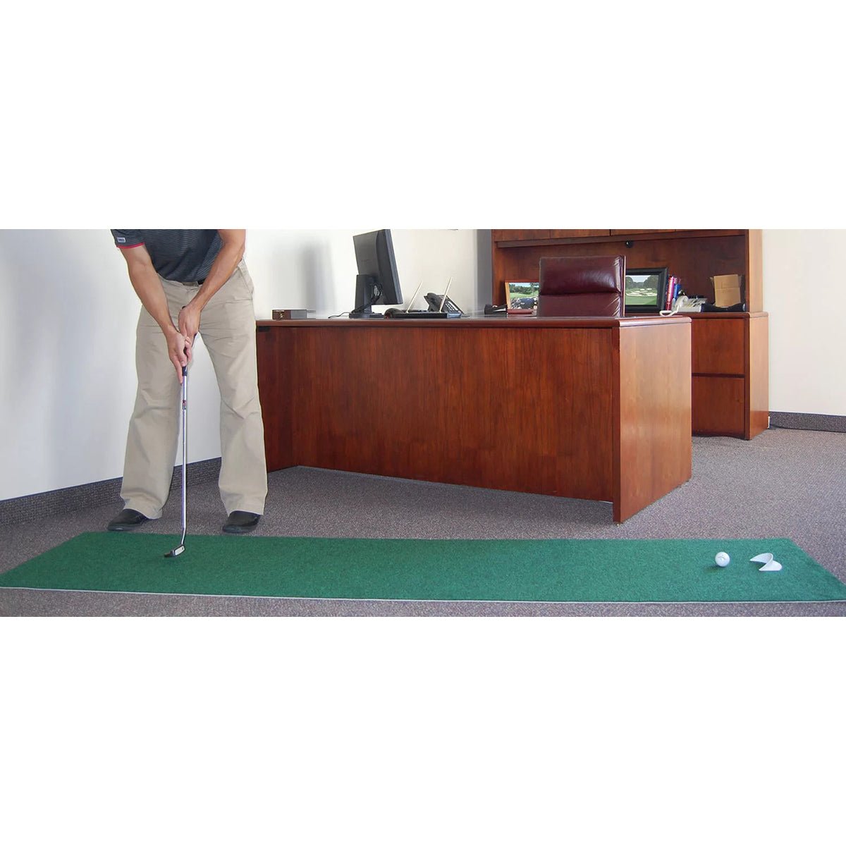 Callaway Golf Executive Putting Mat, 2' x 8' - Forza Sports