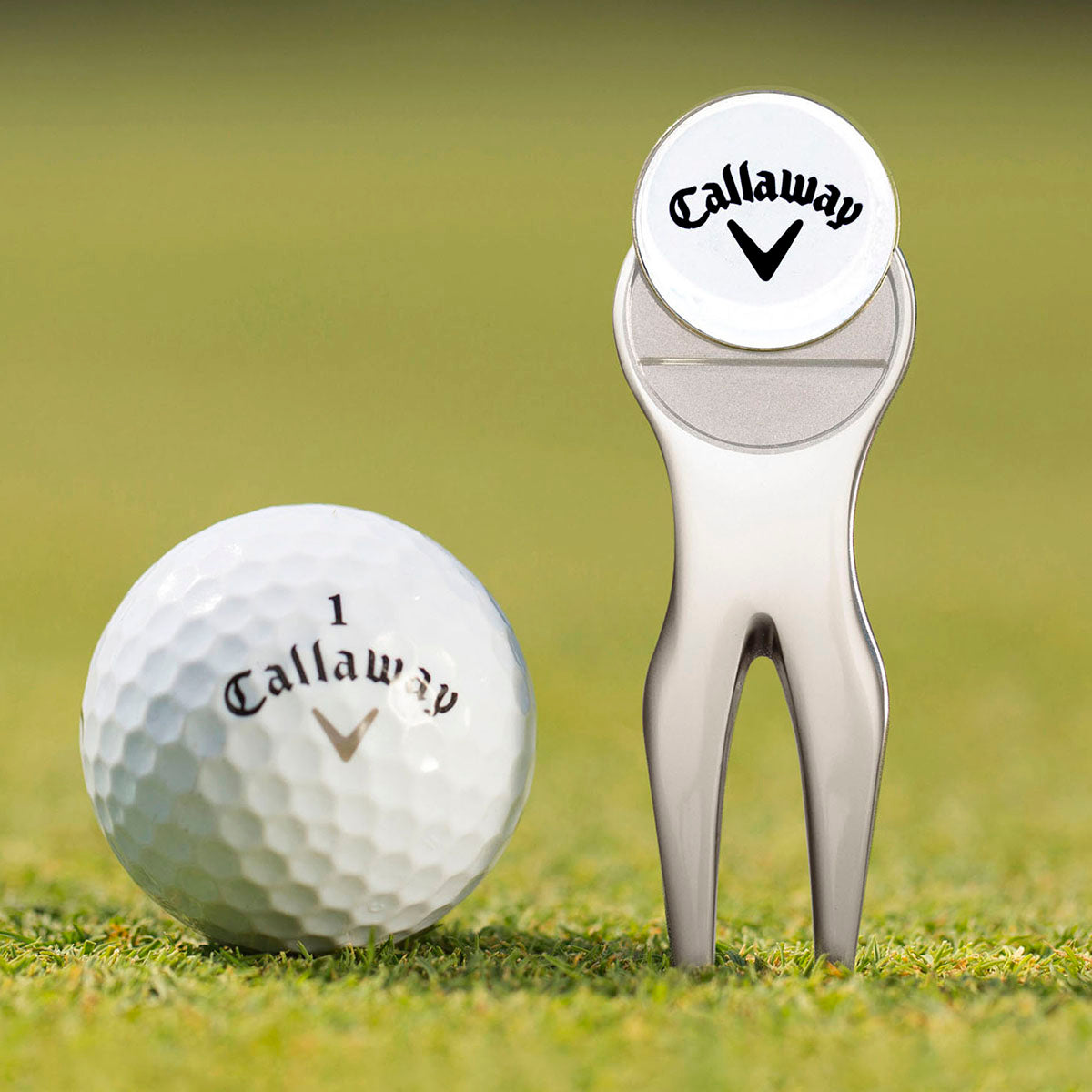Callaway Divot Repair Tool and Golf Ball Marker - Silver Callaway