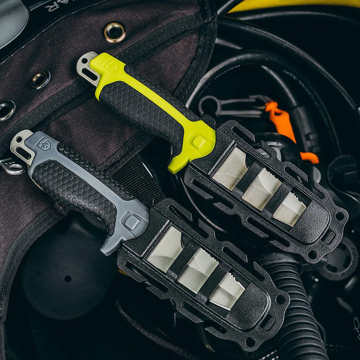 Gear Aid 3" Tanu Dive and Rescue Blunt Tip Fixed Knife with B.C.D. Adaptor - Forza Sports