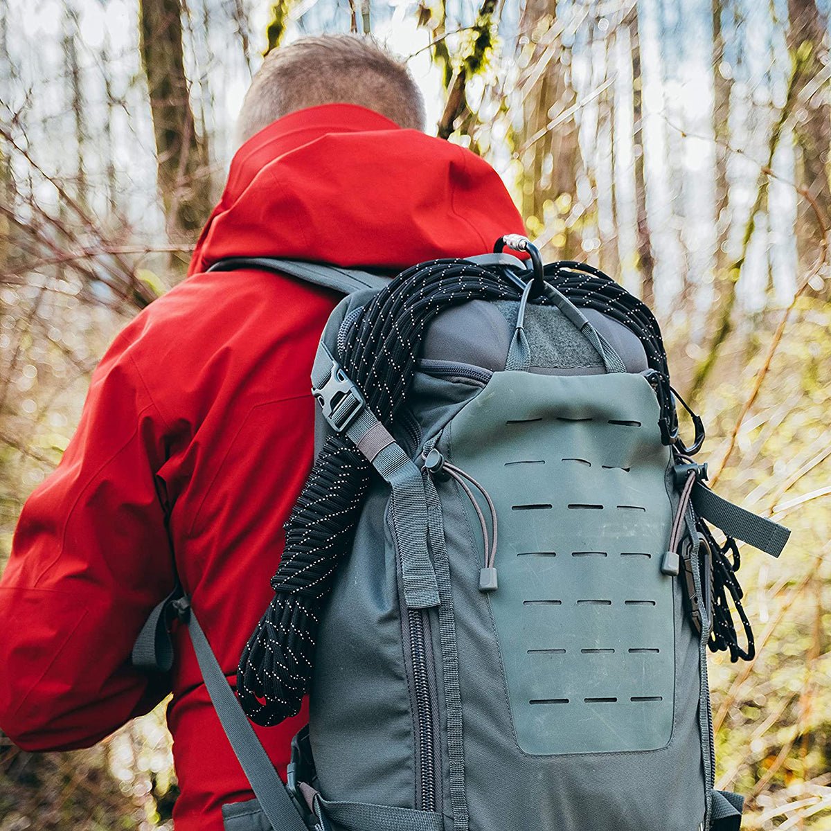 Gear Aid 100 ft. Extra Heavy Duty 1100 Paracord with Carabiner - Black/Reflective - Forza Sports