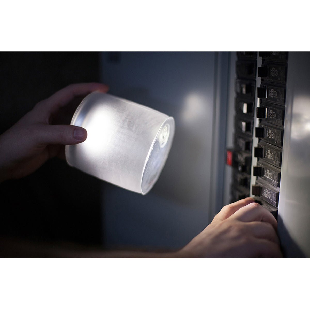 MPOWERD Luci EMRG 3 - in - 1 Waterproof Inflatable Solar Emergency Light - Forza Sports