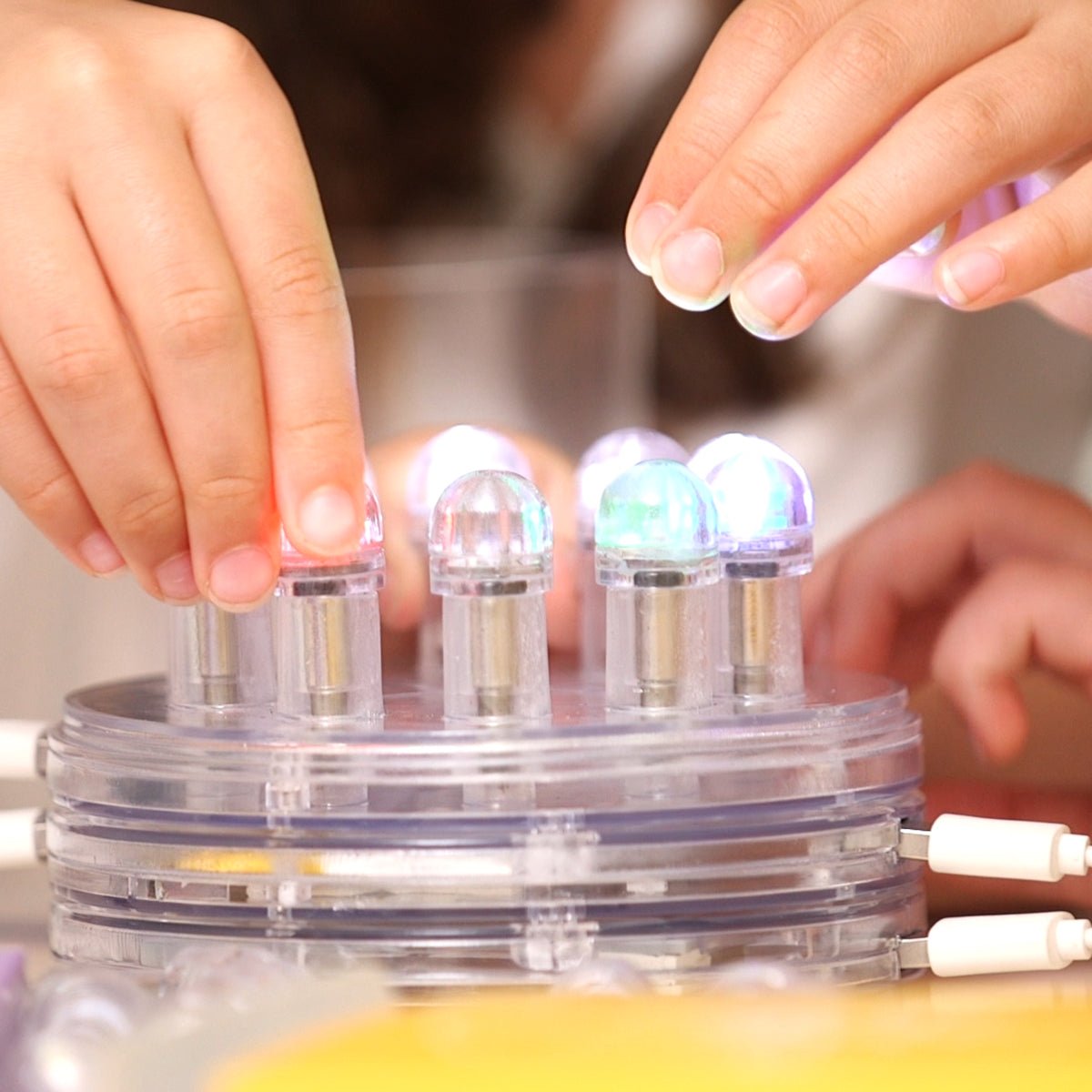 MPOWERD Build - Your - Own Luci Customizable Solar - Powered Light Kit - Forza Sports