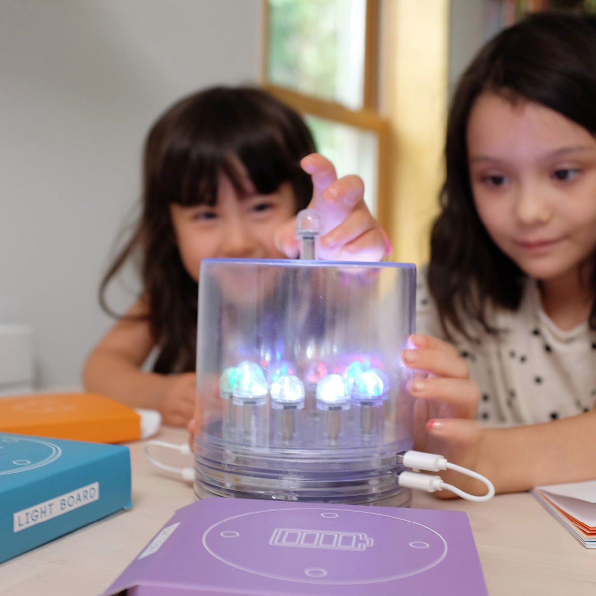 MPOWERD Build - Your - Own Luci Customizable Solar - Powered Light Kit - Forza Sports