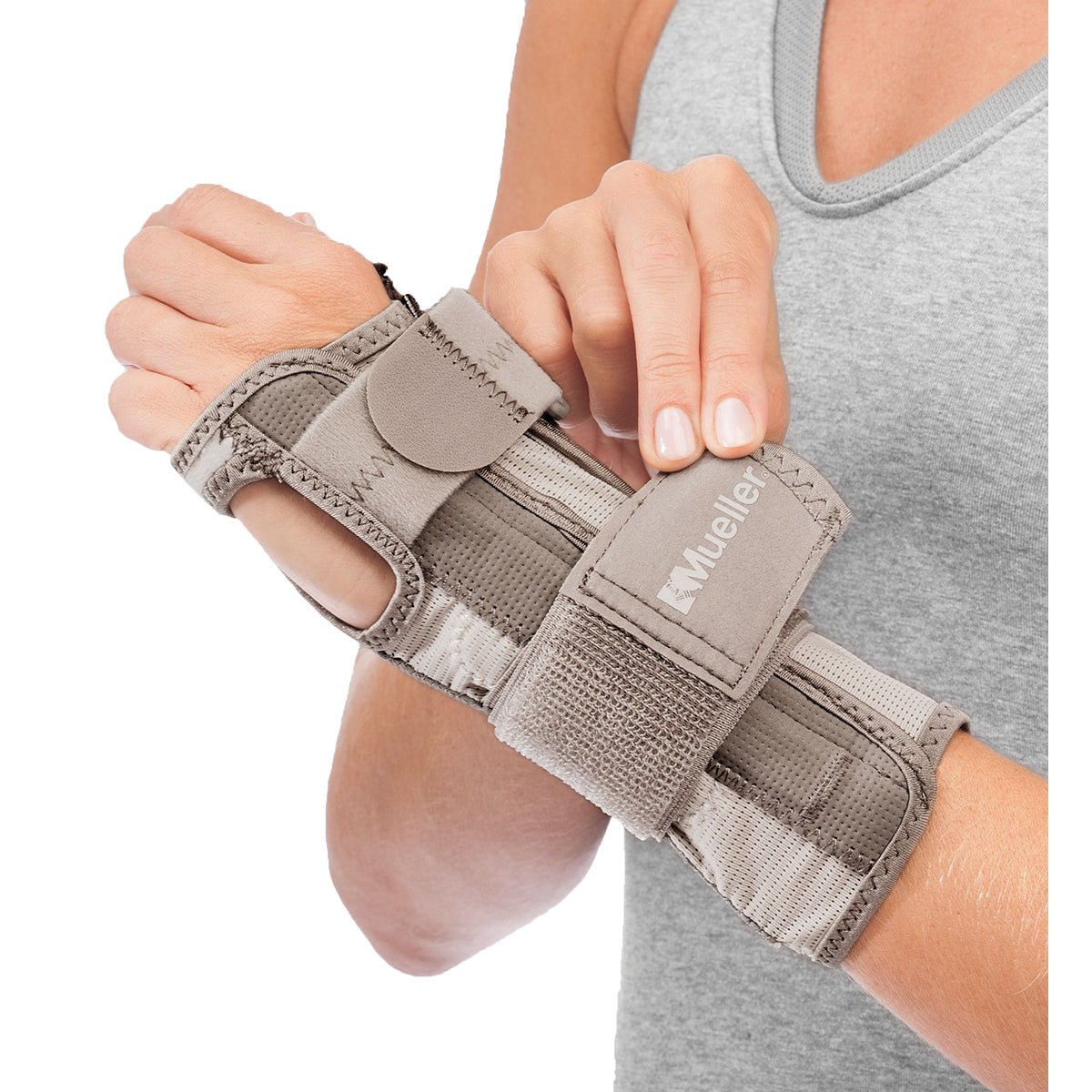 Mueller Sports Medicine Reversible Wrist Stabilizer - Taupe - Forza Sports