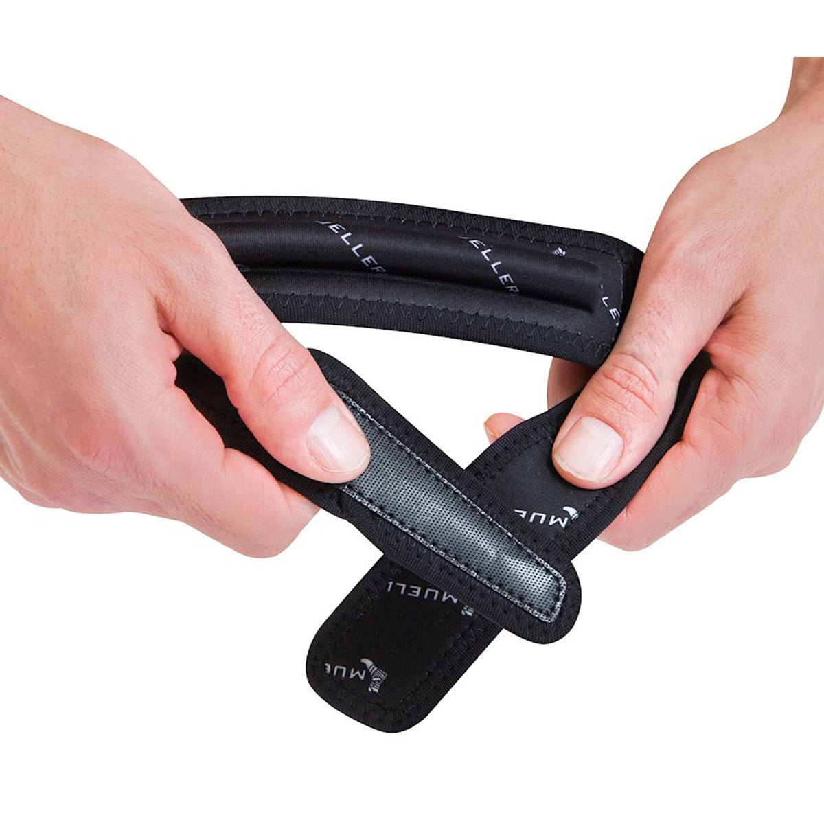 Mueller Jumper's Knee Strap - Black - Forza Sports