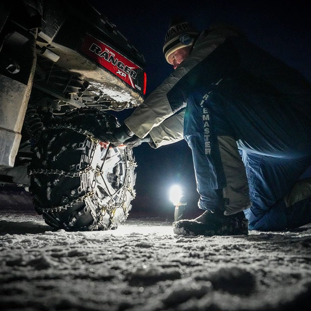 Rapala R12 Lithium Spotlight Latern - Forza Sports