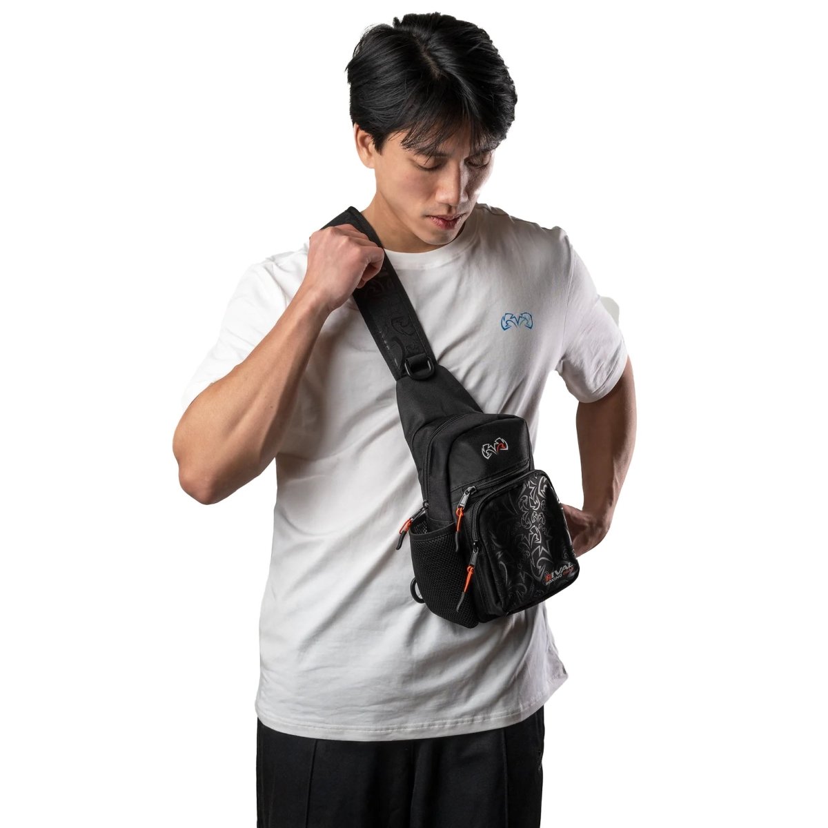 RIVAL Boxing Shoulder Bag with Water Bottle Compartment, Black - Forza Sports