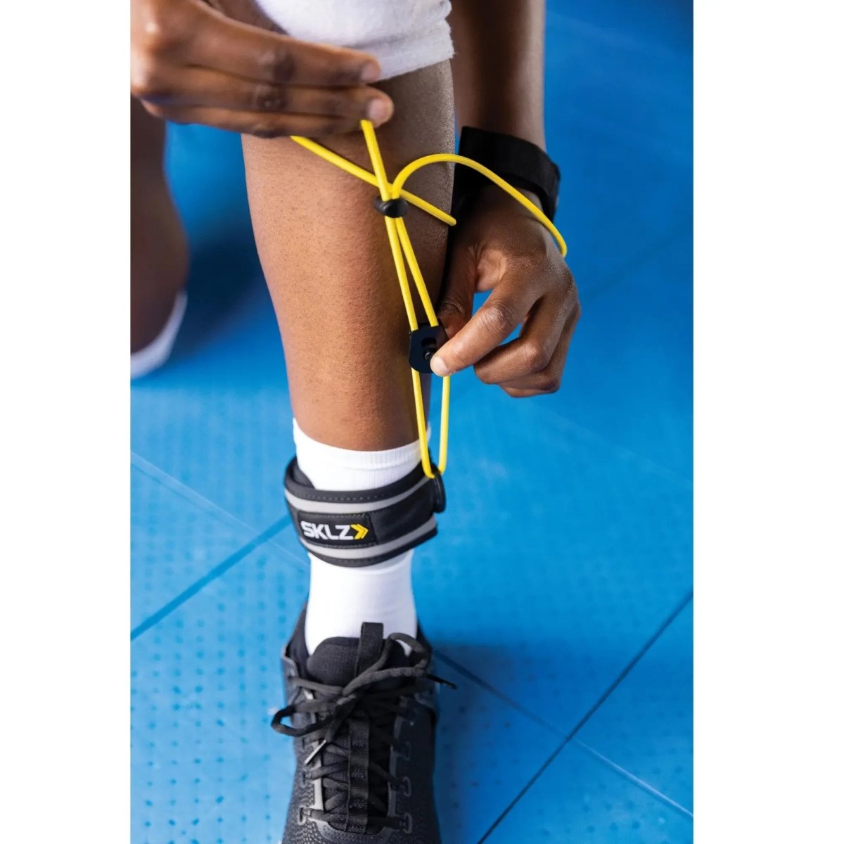 SKLZ Bump-N-Pass Volleyball Trainer - Black/Yellow - Forza Sports