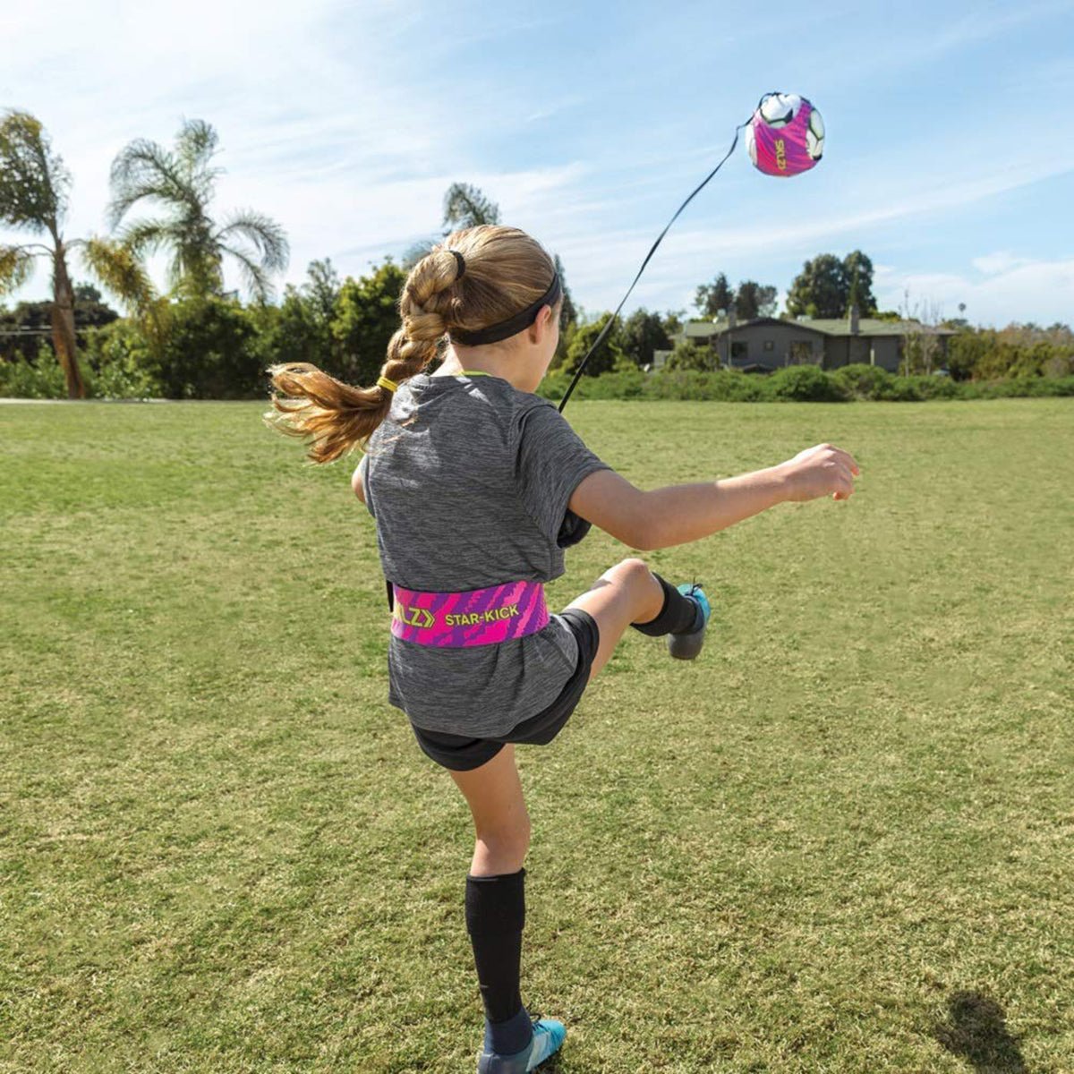 SKLZ Star - Kick Solo Soccer Trainer - Pink - Forza Sports