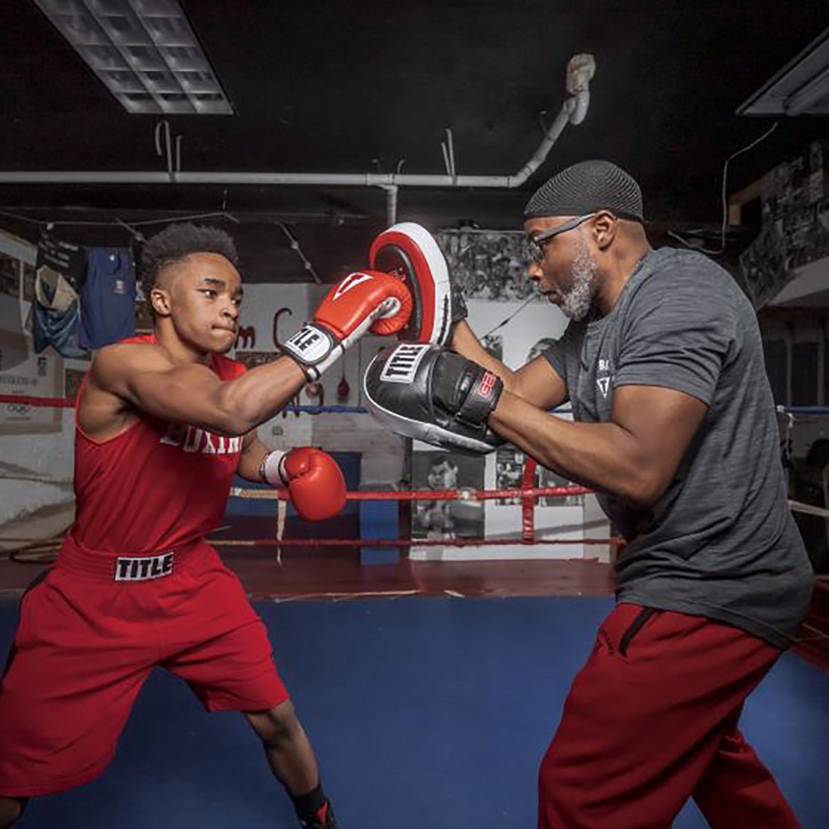 Title Boxing Gel Blockade Punch Mitts - Black/Red - Forza Sports