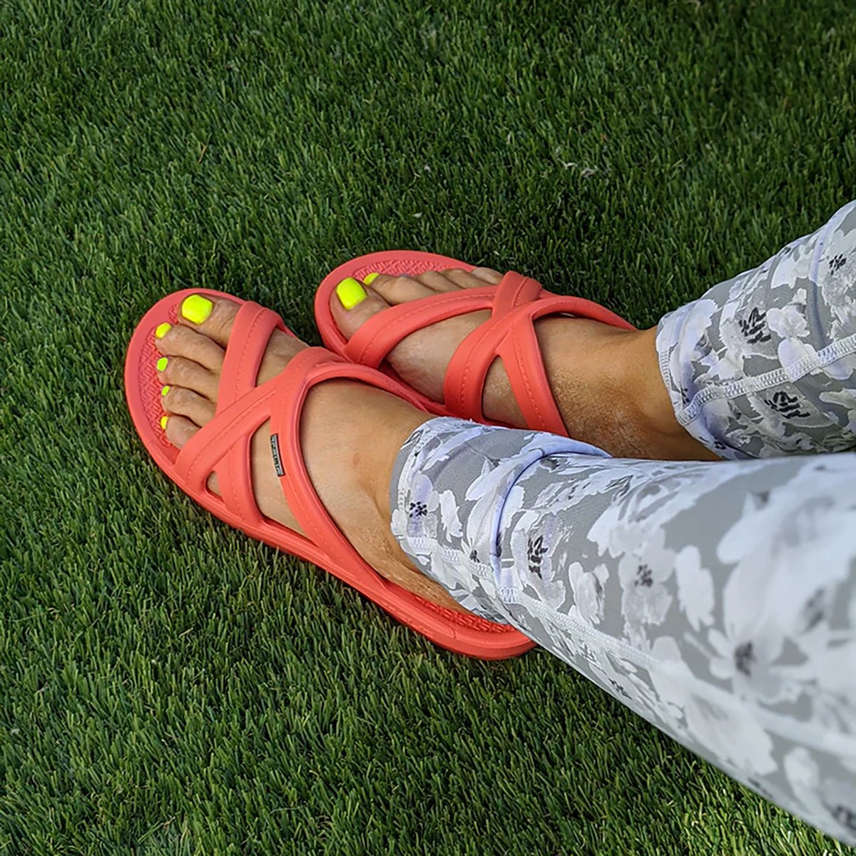 Telic Mallory Arch Support Comfort Slide Sandals - Forza Sports