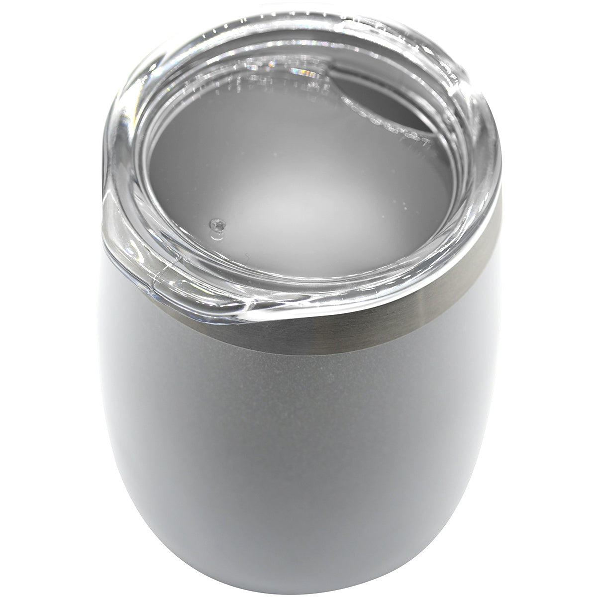 White tumbler with clear lid on a white background