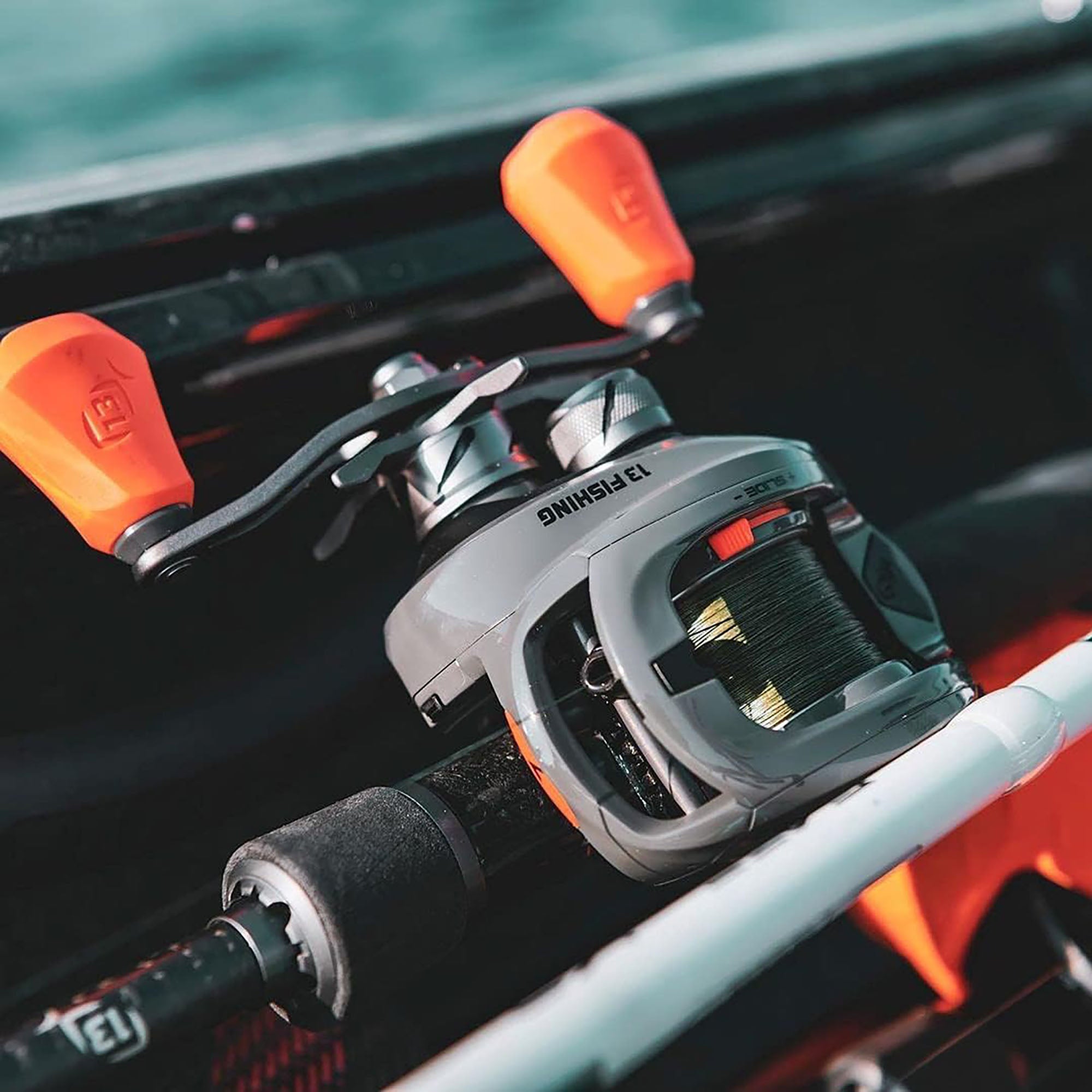 13 Fishing Concept Z SLIDE Baitcast Fishing Reel w/ Skull Cap Reel Cover 13 Fishing Concept Z SLIDE Baitcast Fishing Reel w/ Skull Cap Reel Cover