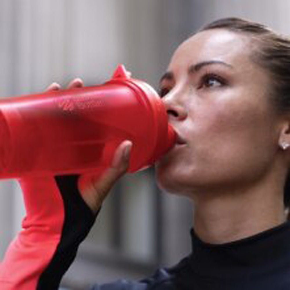 ब्लेंडर बोतल 28 औंस. लूप टॉप के साथ क्लासिक शेकर बोतल - फोर्ज़ा स्पोर्ट्स