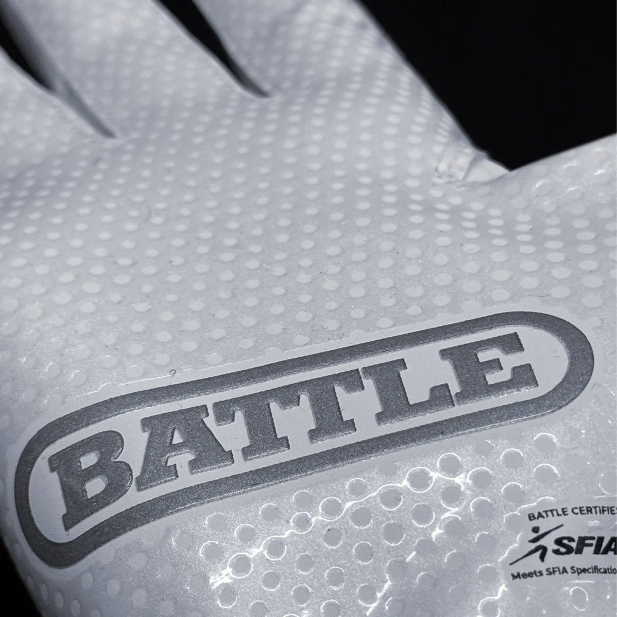 Battle Sports Adult Gauntlet Pro Receiver Football Glove - White/Black - Forza Sports