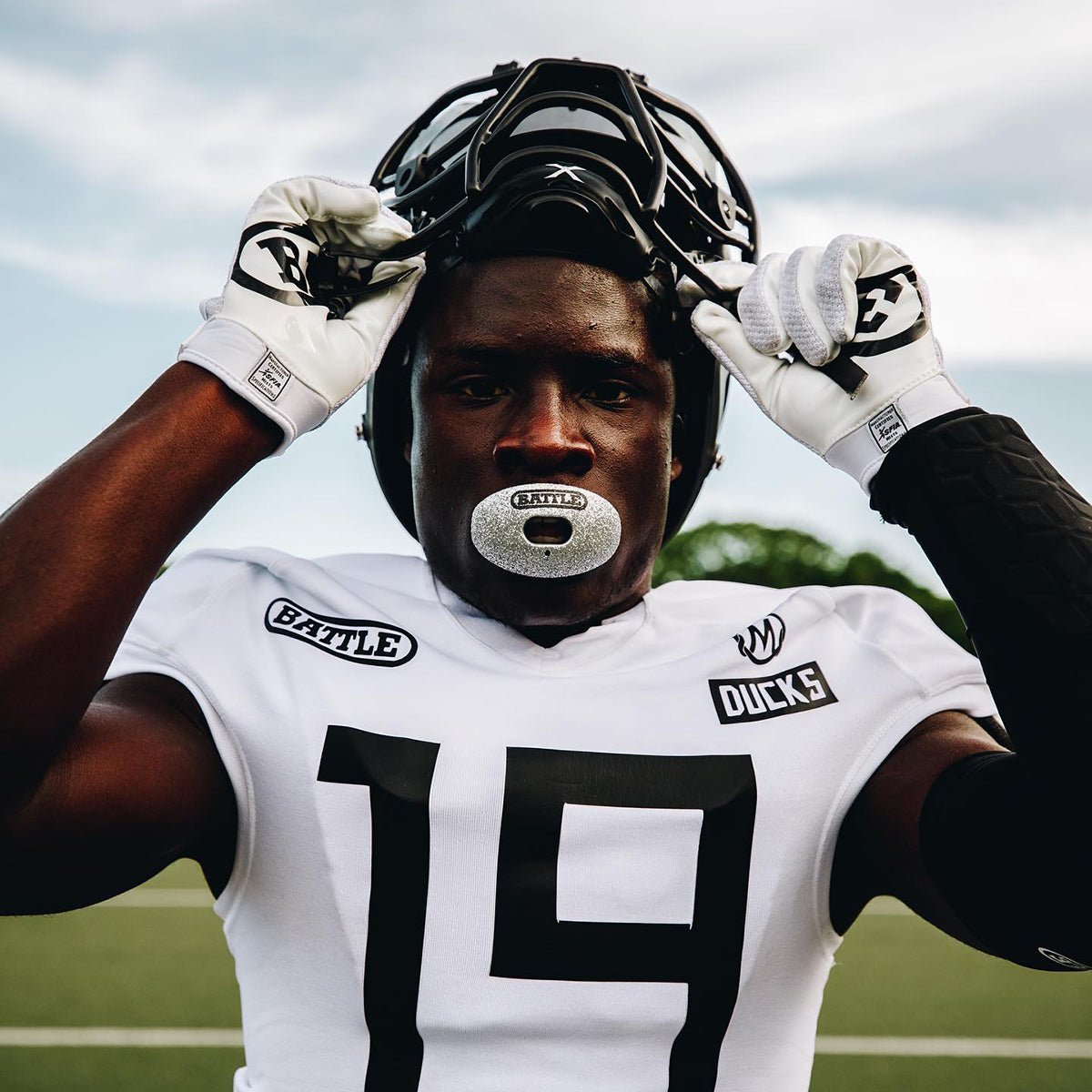 बैटल स्पोर्ट्स स्टेट फ्लैग ऑक्सीजन लिप प्रोटेक्टर माउथगार्ड स्ट्रैप के साथ - फोर्ज़ा स्पोर्ट्स