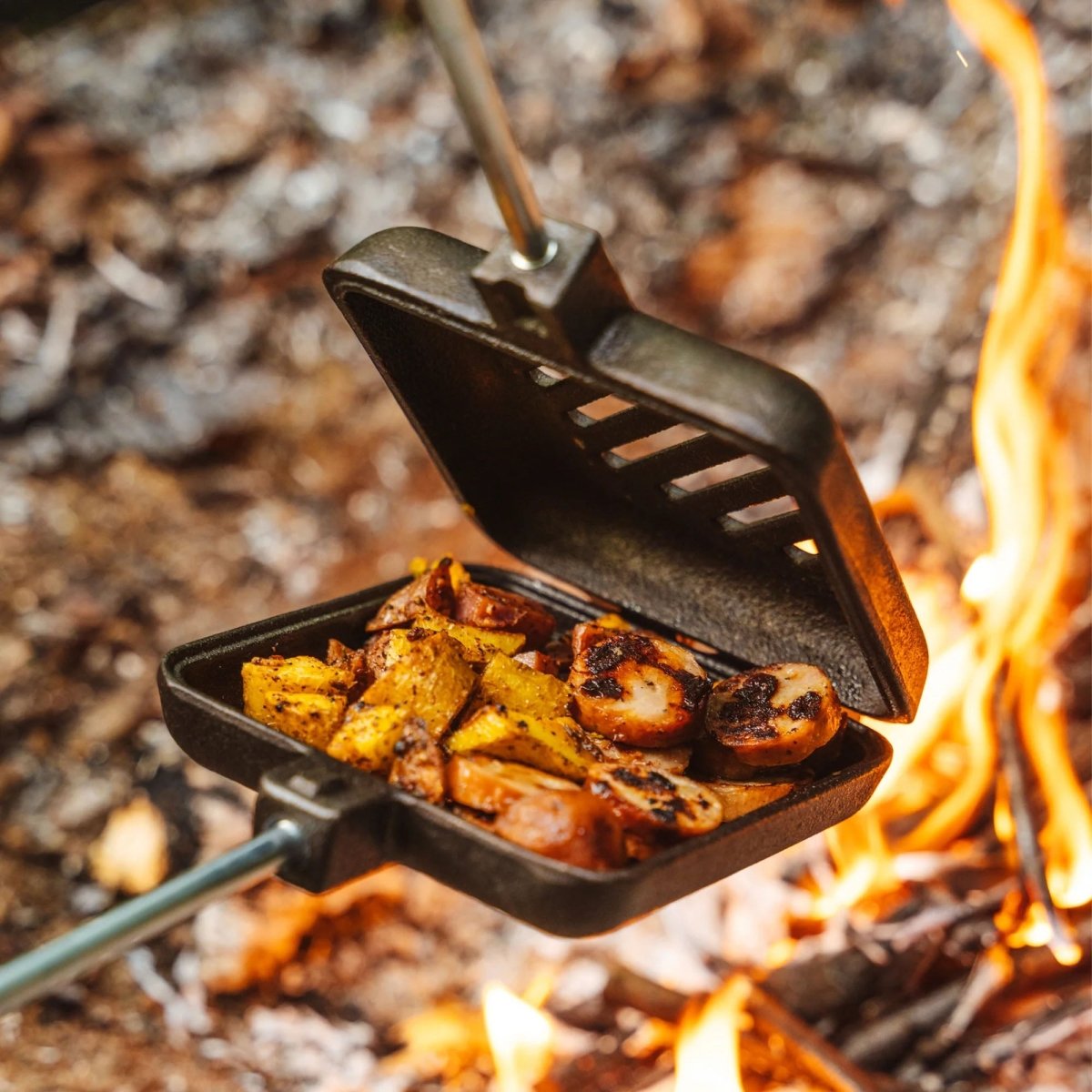 Coghlan's Pre - Seasoned Cast Iron Broiler for Burgers, Steaks or Roasting Vegetables - Forza Sports