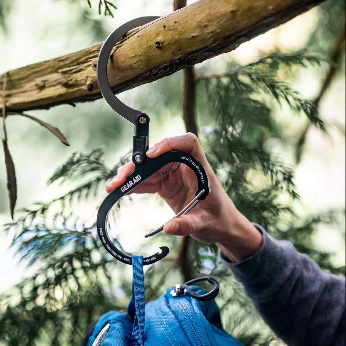 Gear Aid Heroclip Large Hybrid Camping Gear Clip - Forza Sports