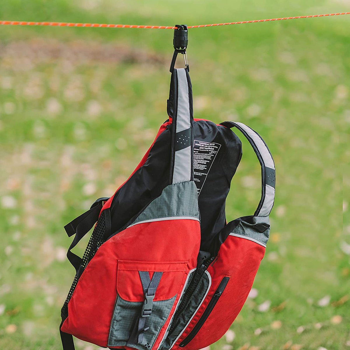 गियर एड कैंप कैरबिनर तौलिए, पैक और गियर लटकाने के लिए - फोर्ज़ा स्पोर्ट्स