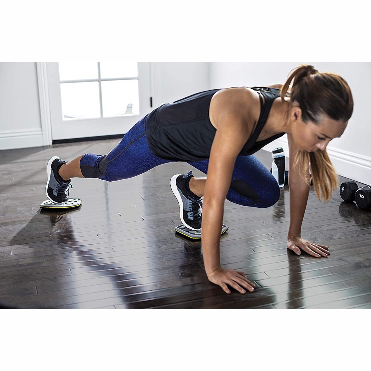 SKLZ कोर्ट स्लाइडज़ फंक्शनल कोर स्टेबिलिटी डिस्क - काला/ग्रे - फोर्ज़ा स्पोर्ट्स