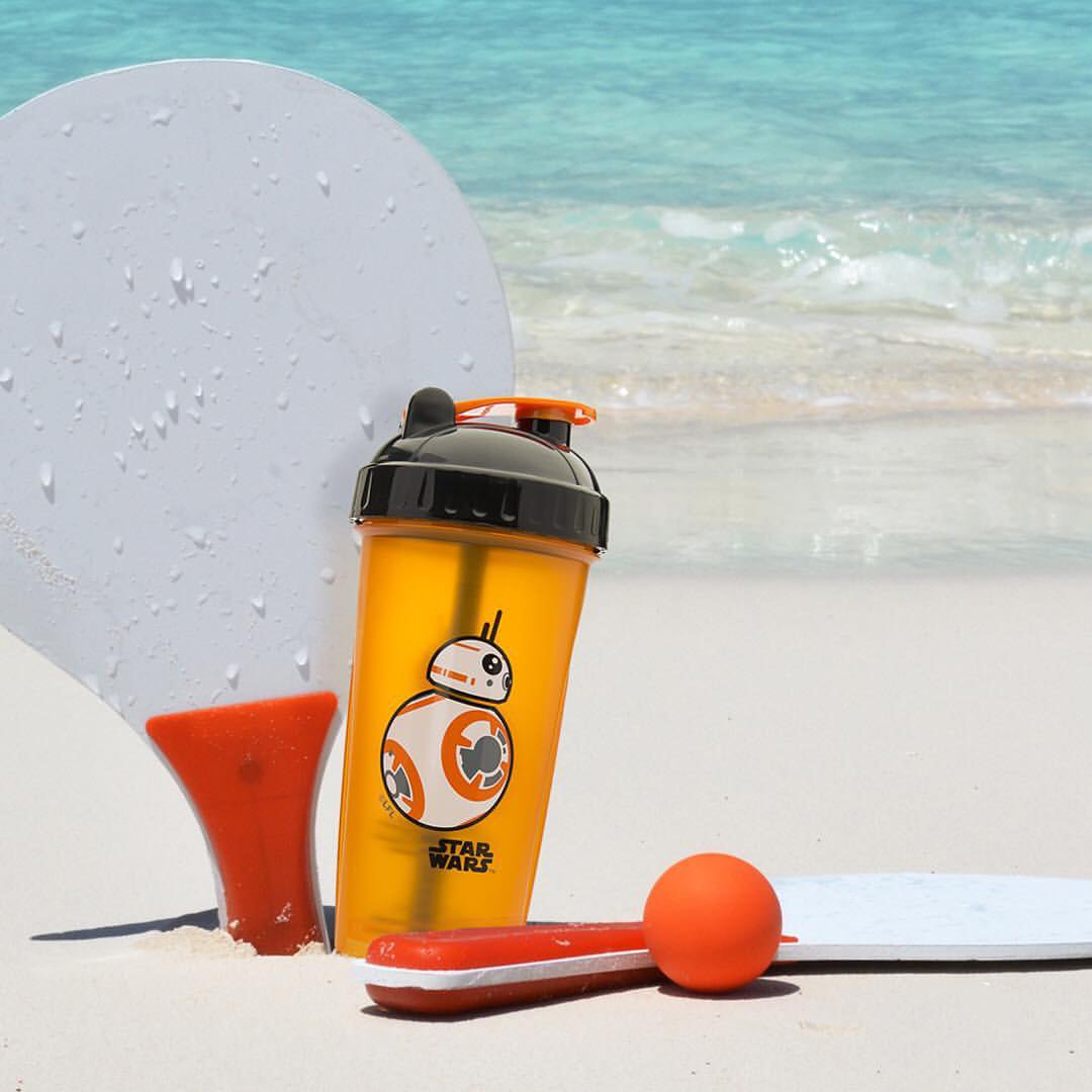 परफॉर्मा एक्टिव 28 औंस शेकर कप जिम बोतल - 90's