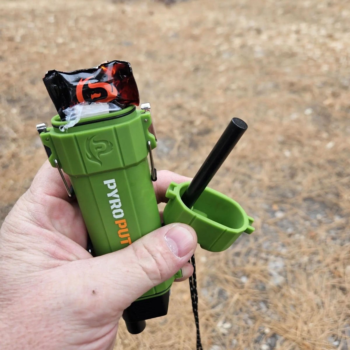 Pyro Putty Trident 3 in One Lighter with Replaceable/Rechargable Battery - Forza Sports