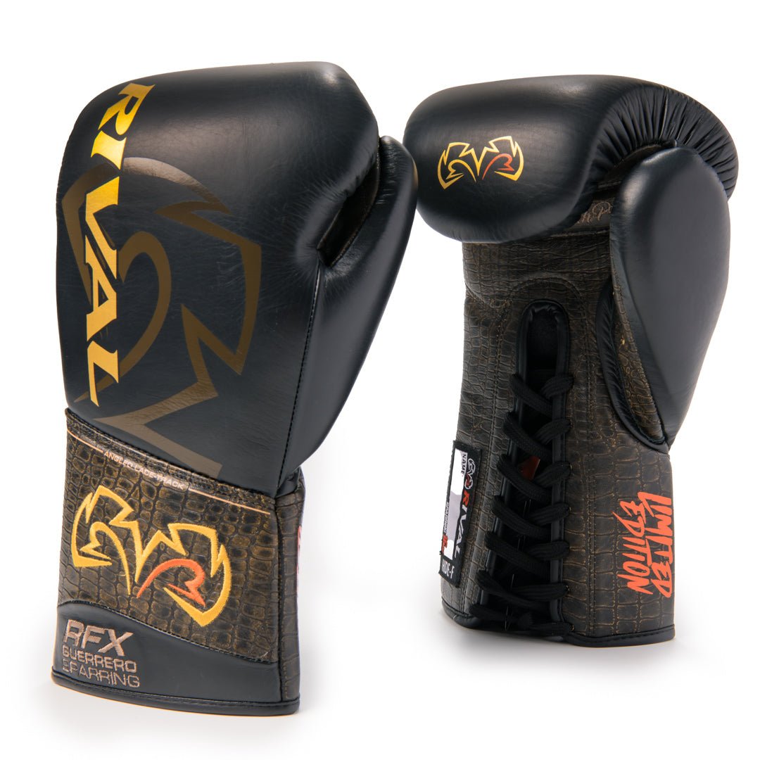 राइवल बॉक्सिंग RFX - गुरेरो HDEF लेस-अप स्पैरिंग ग्लव्स, क्रोकोडाइल/ब्लैक - फोर्ज़ा स्पोर्ट्स