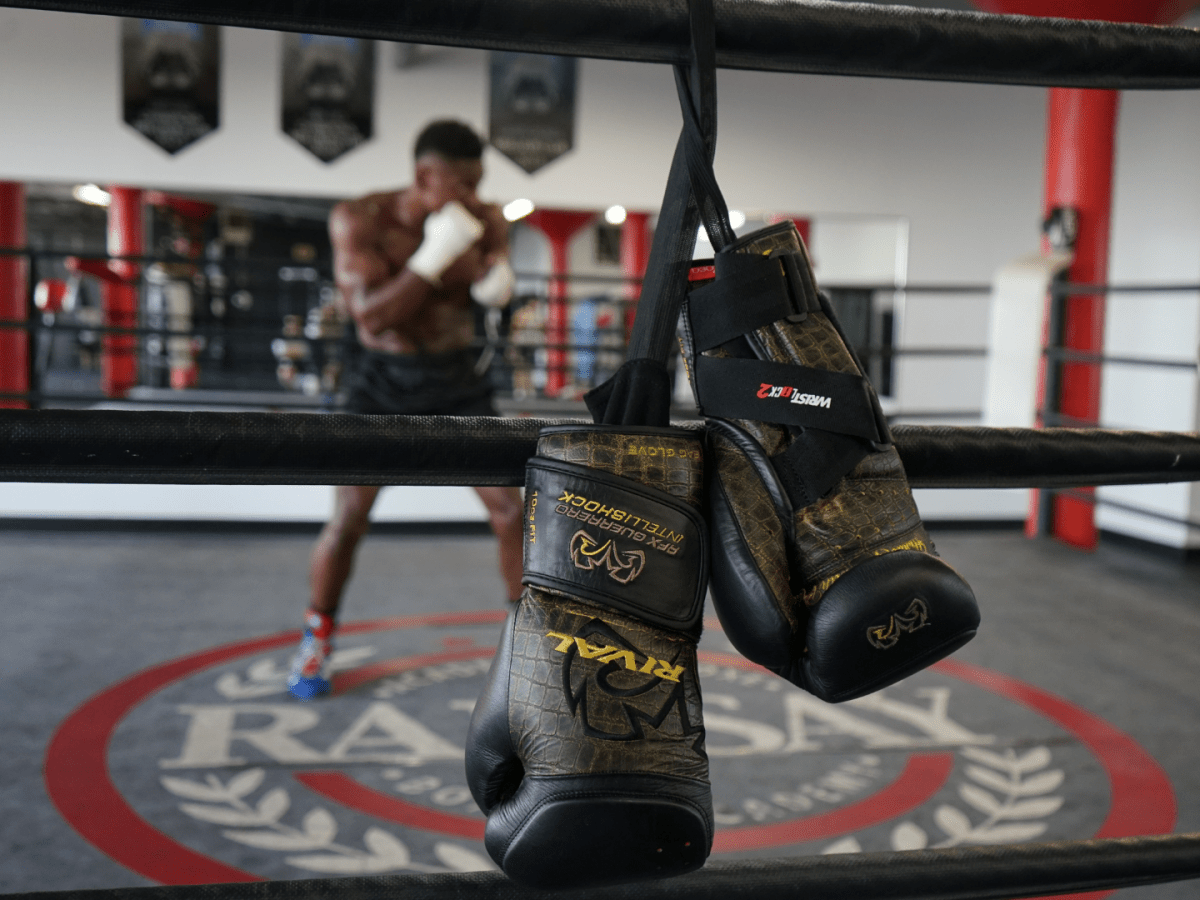 RFX-Guerrero Intelli-Shock Boxing Bag Gloves – Forza Sports RFX-Guerrero Intelli-Shock Boxing Bag Gloves – Forza Sports