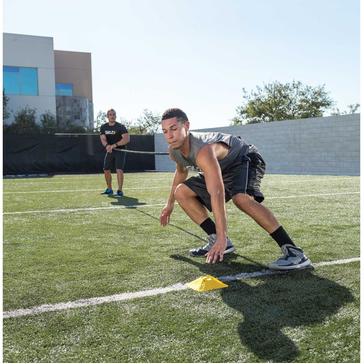 SKLZ रिकॉइल 360 रेसिस्टेंस ट्रेनर - काला - फोर्ज़ा स्पोर्ट्स