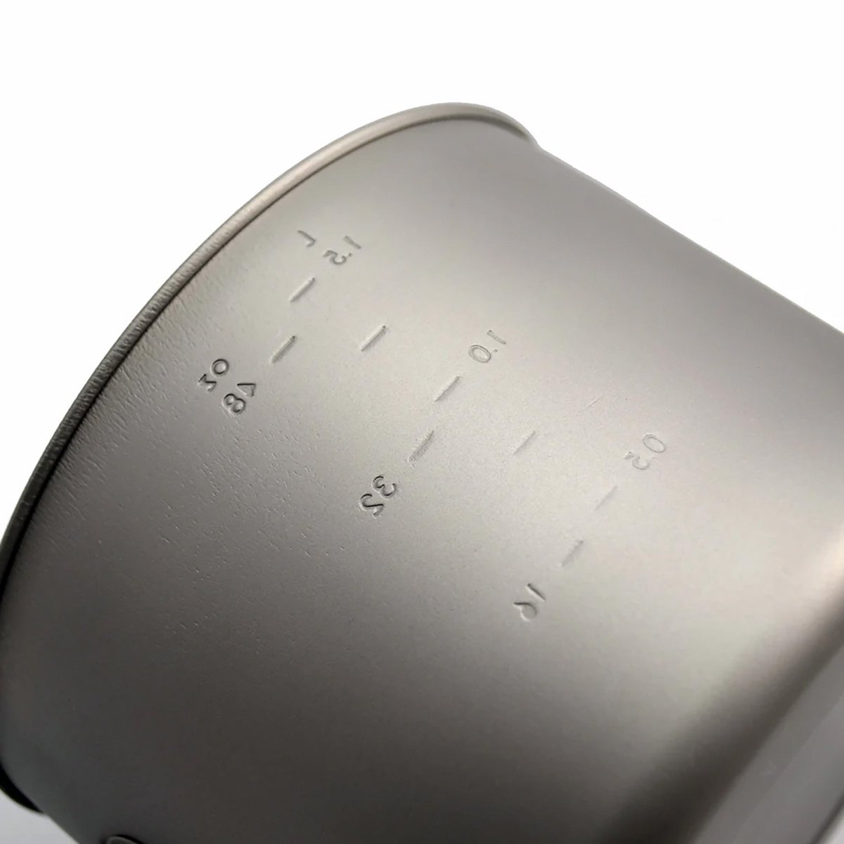 TOAKS Titanium 1600ml Pot with Bail Handle - Forza Sports