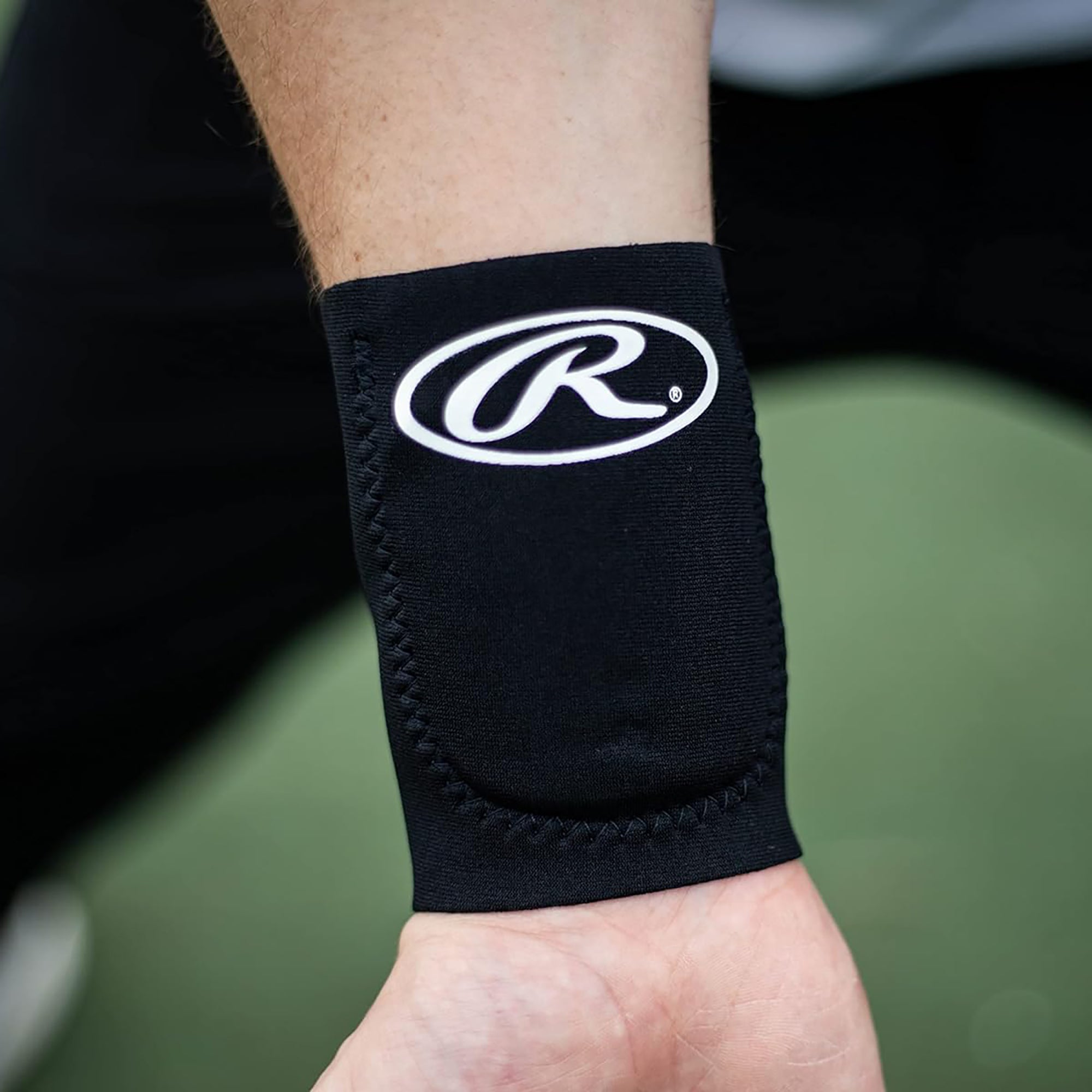 Rawlings Baseball/Softball Wrist Guard - Black Rawlings