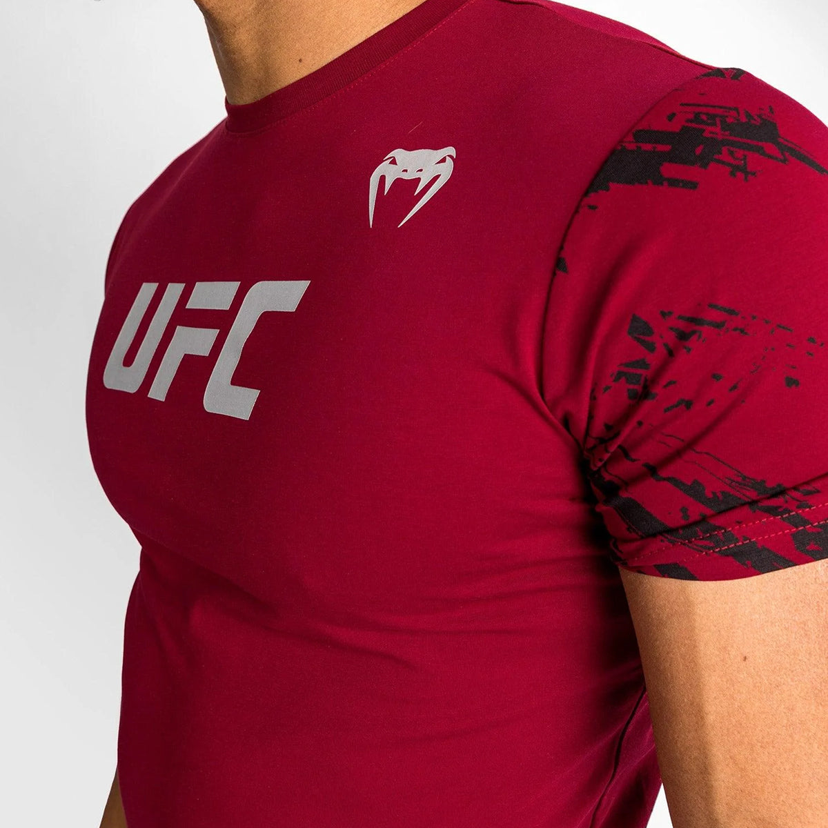 Venum UFC Authentic Fight Week 2.0 T-Shirt - Red Venum