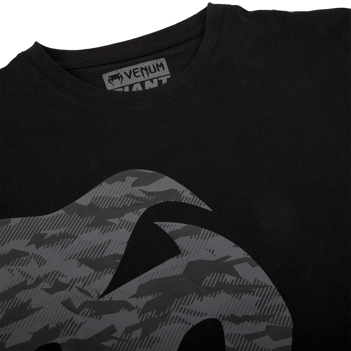 Venum Giant Camo 2.0 Short Sleeve T-Shirt - Black/Urban Camo Venum